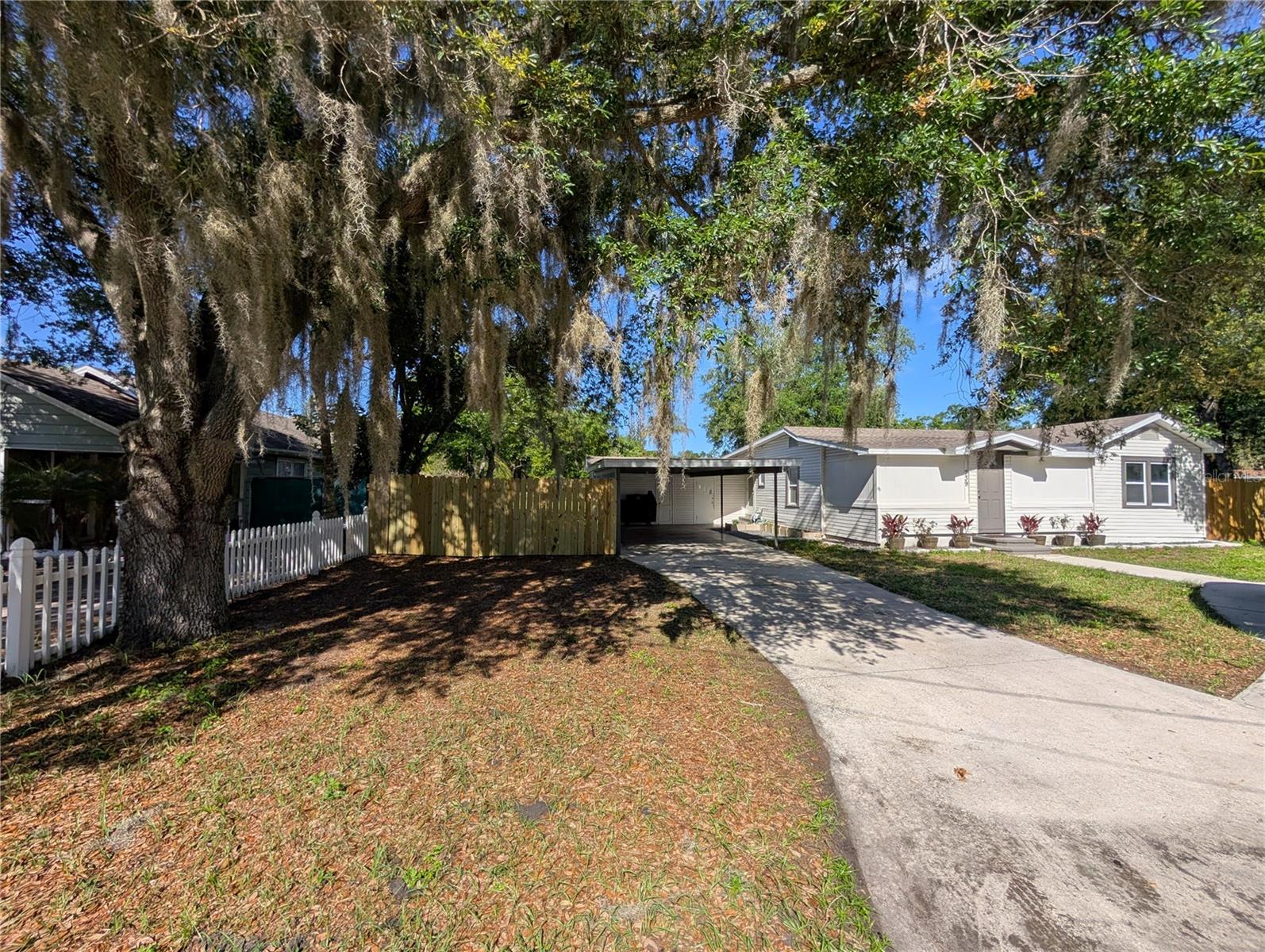 739 CENTER ST, LAKE WALES, FL, 33877