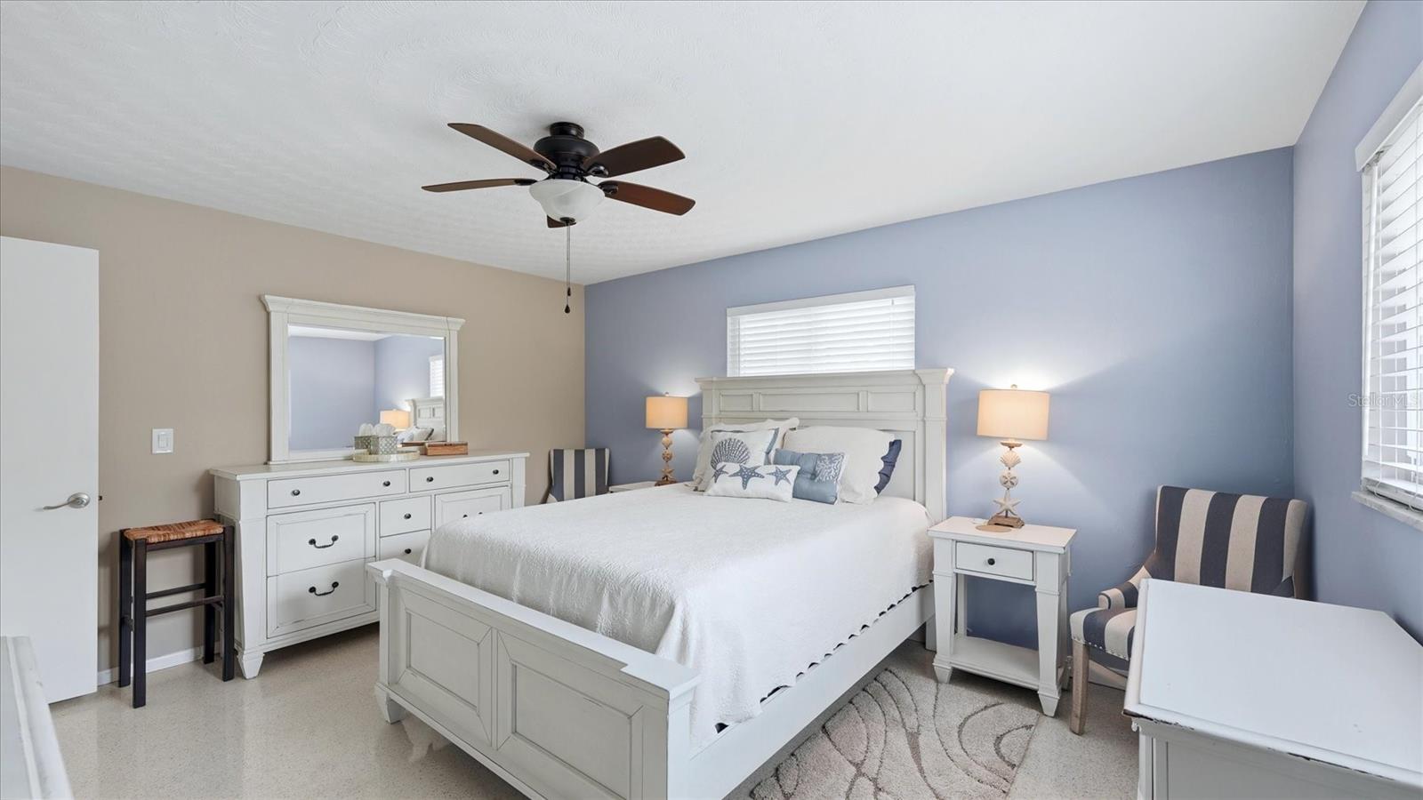 2486 BREAKWATER CIR, SARASOTA, FL, 34231