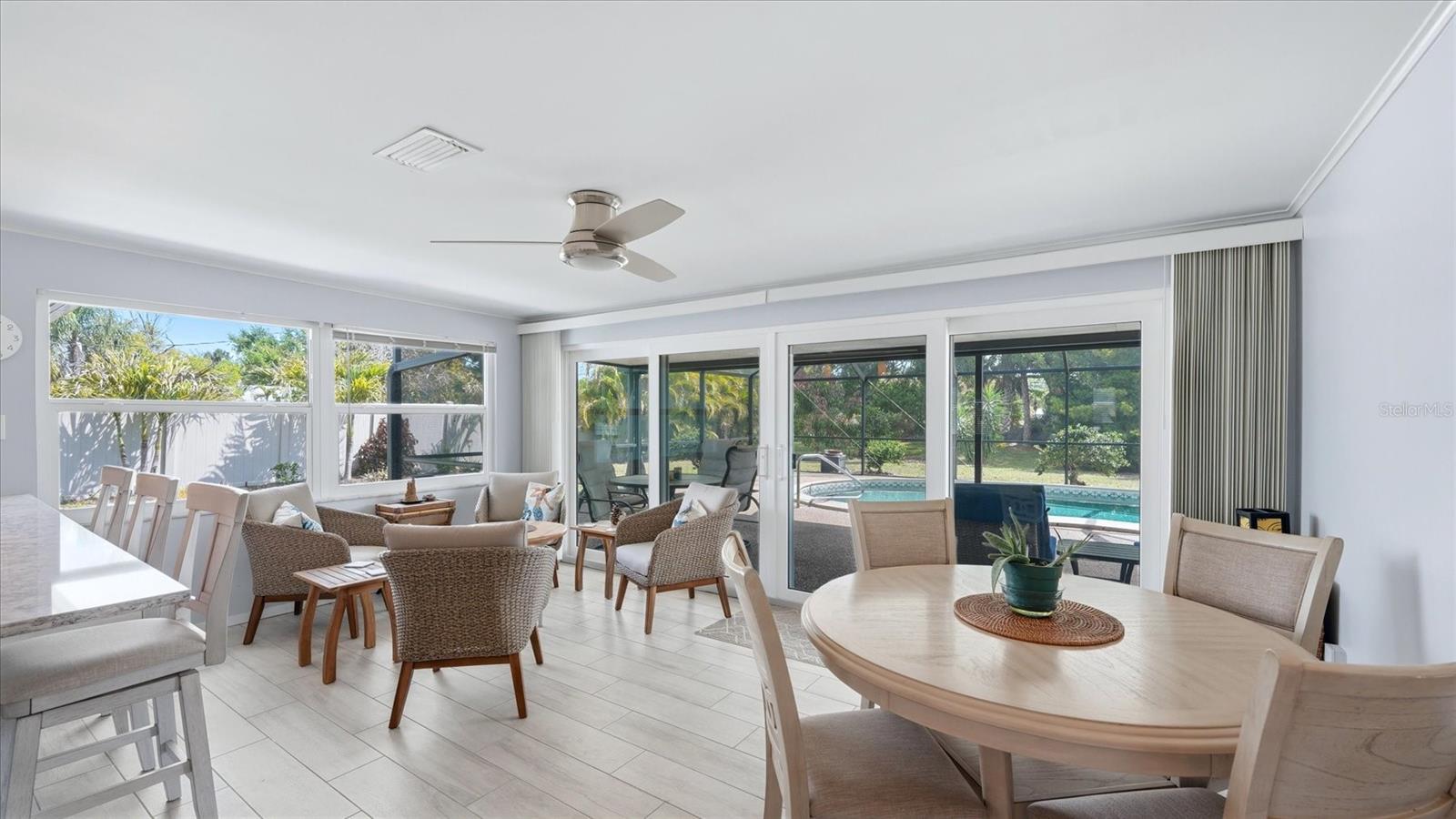 2486 BREAKWATER CIR, SARASOTA, FL, 34231