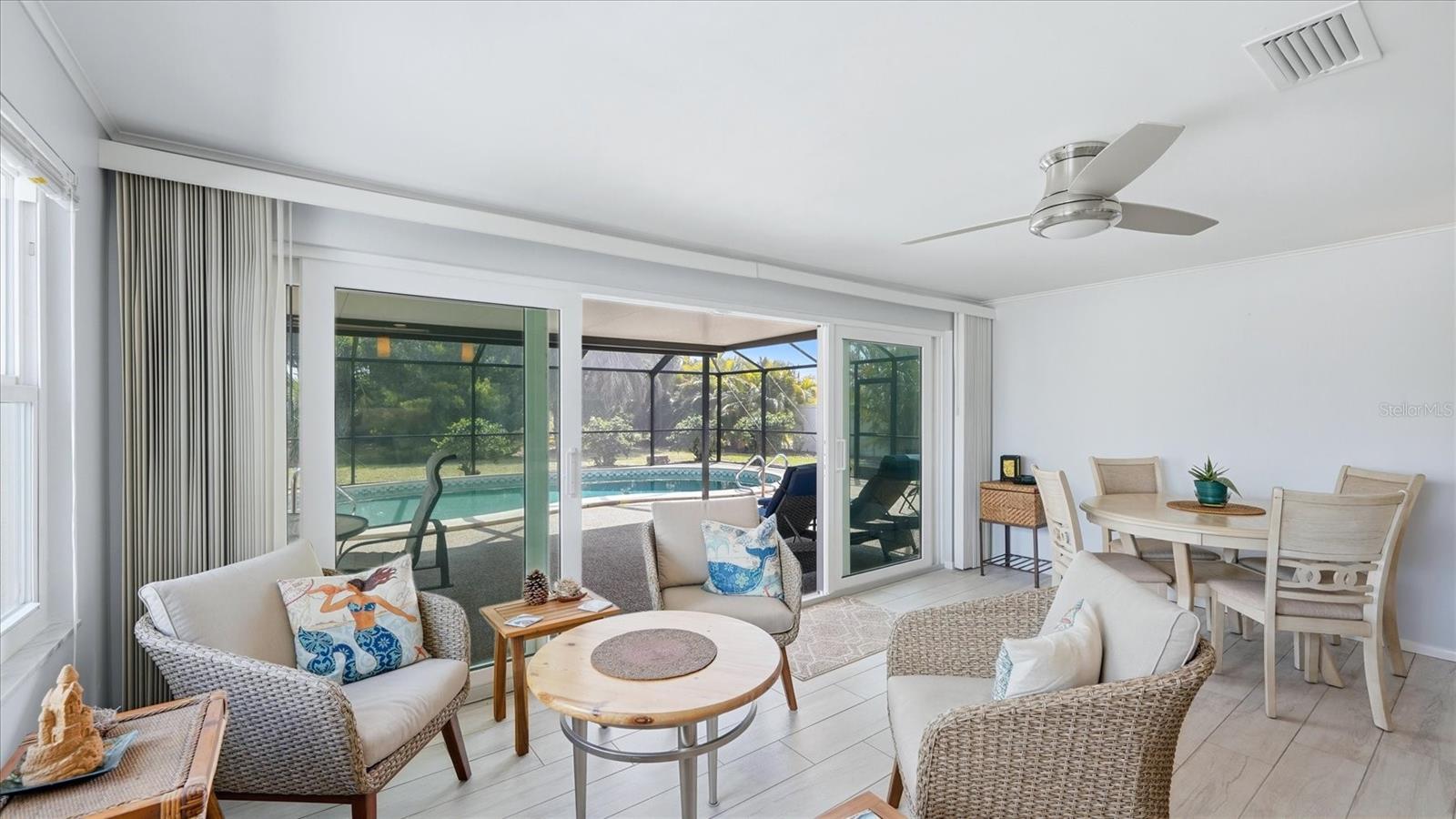 2486 BREAKWATER CIR, SARASOTA, FL, 34231