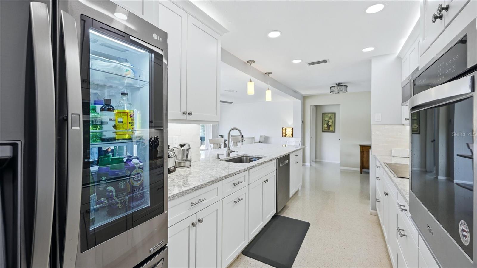 2486 BREAKWATER CIR, SARASOTA, FL, 34231