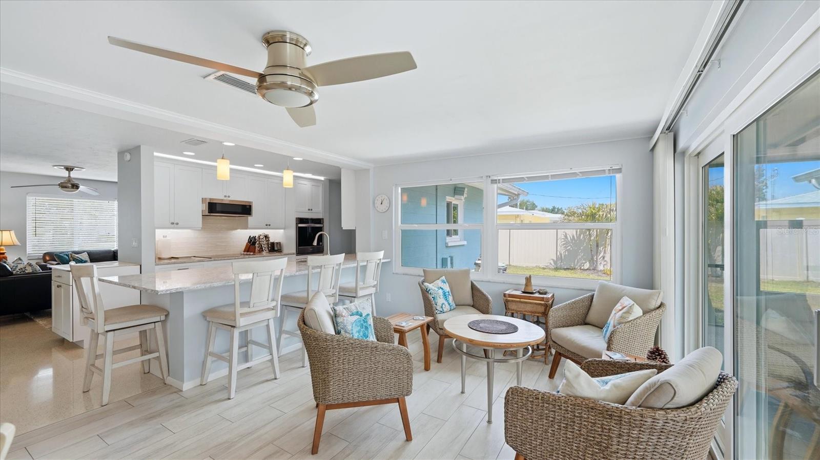 2486 BREAKWATER CIR, SARASOTA, FL, 34231