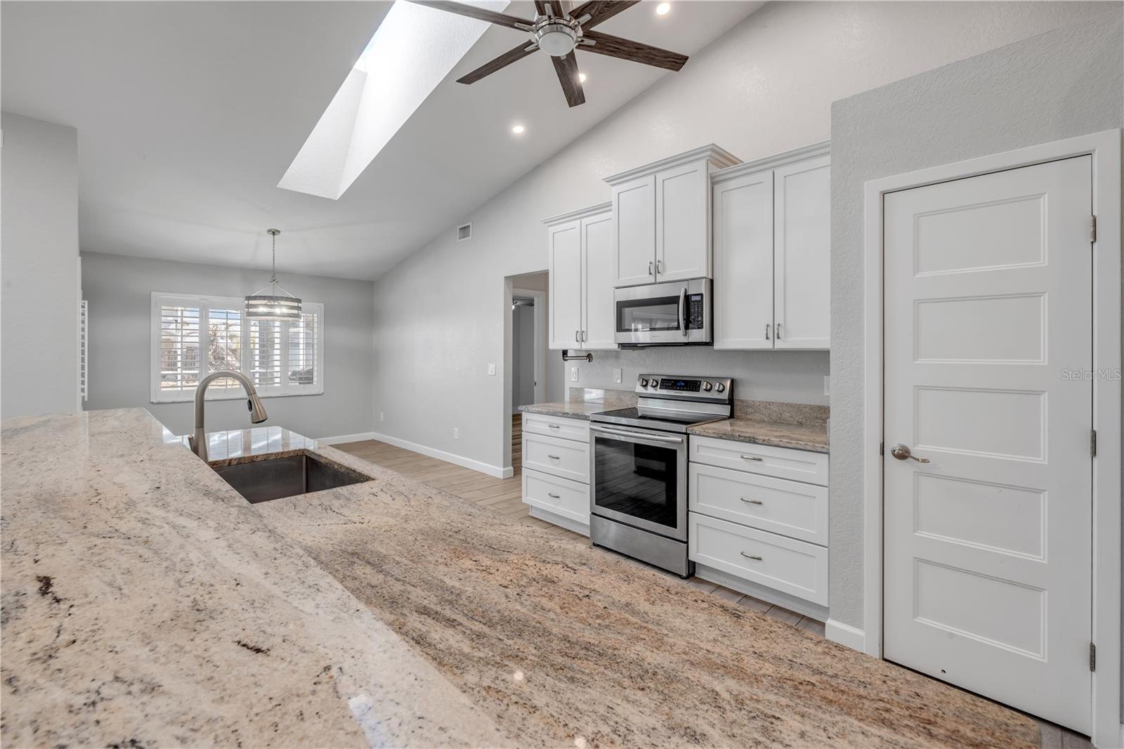 10 CUNNINGHAM DR, NEW SMYRNA BEACH, FL, 32168