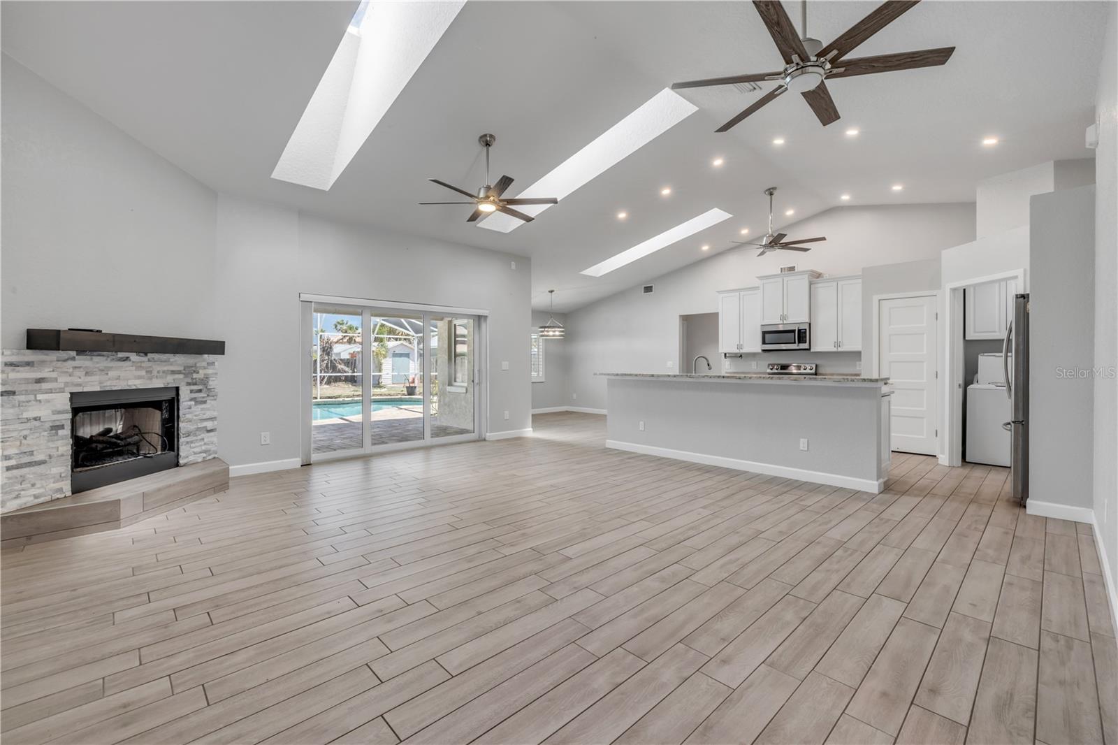 10 CUNNINGHAM DR, NEW SMYRNA BEACH, FL, 32168