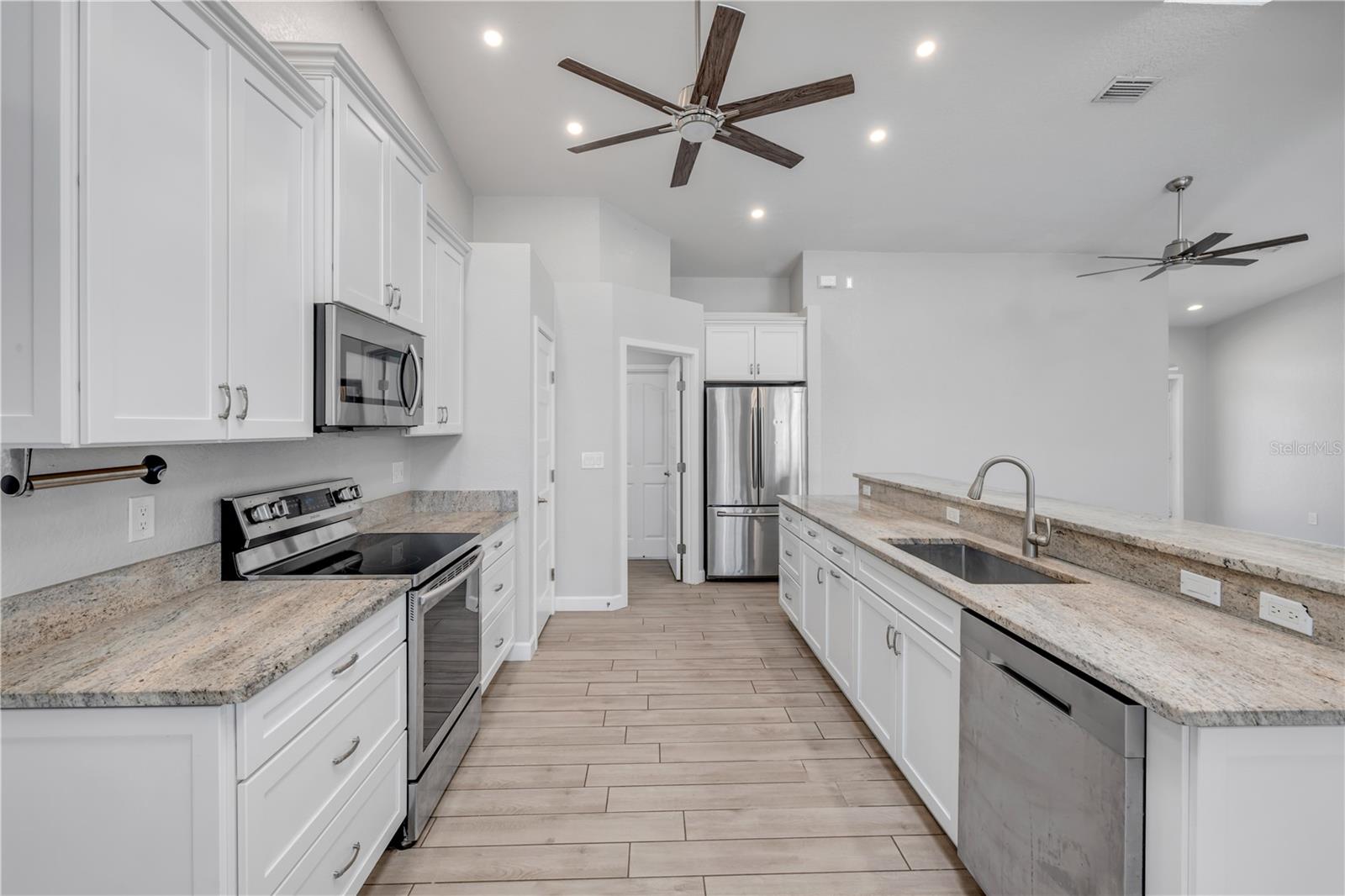 10 CUNNINGHAM DR, NEW SMYRNA BEACH, FL, 32168