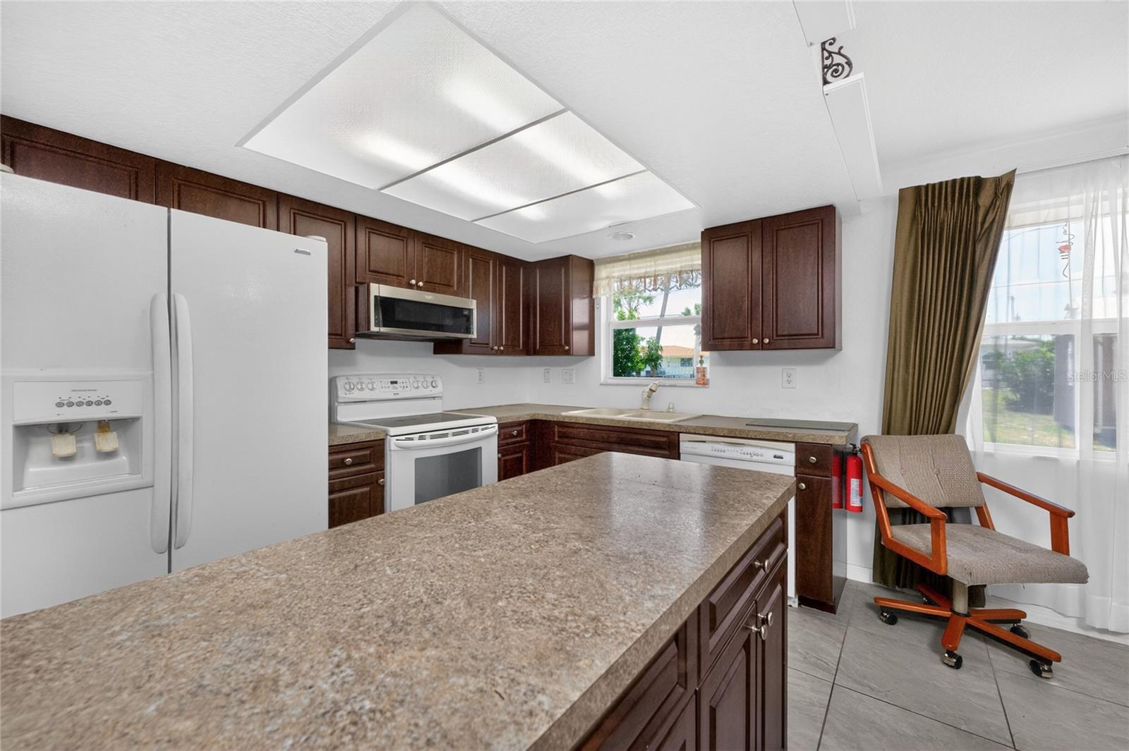 20153 MIDWAY BLVD, PORT CHARLOTTE, FL, 33952