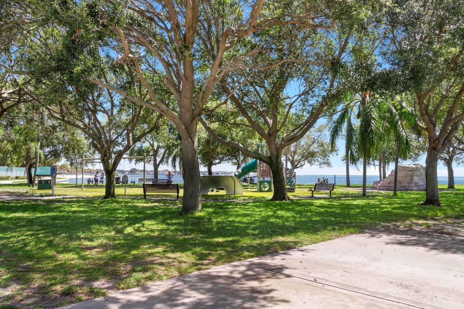 606 12TH AVE NE #2, ST PETERSBURG, FL, 33701