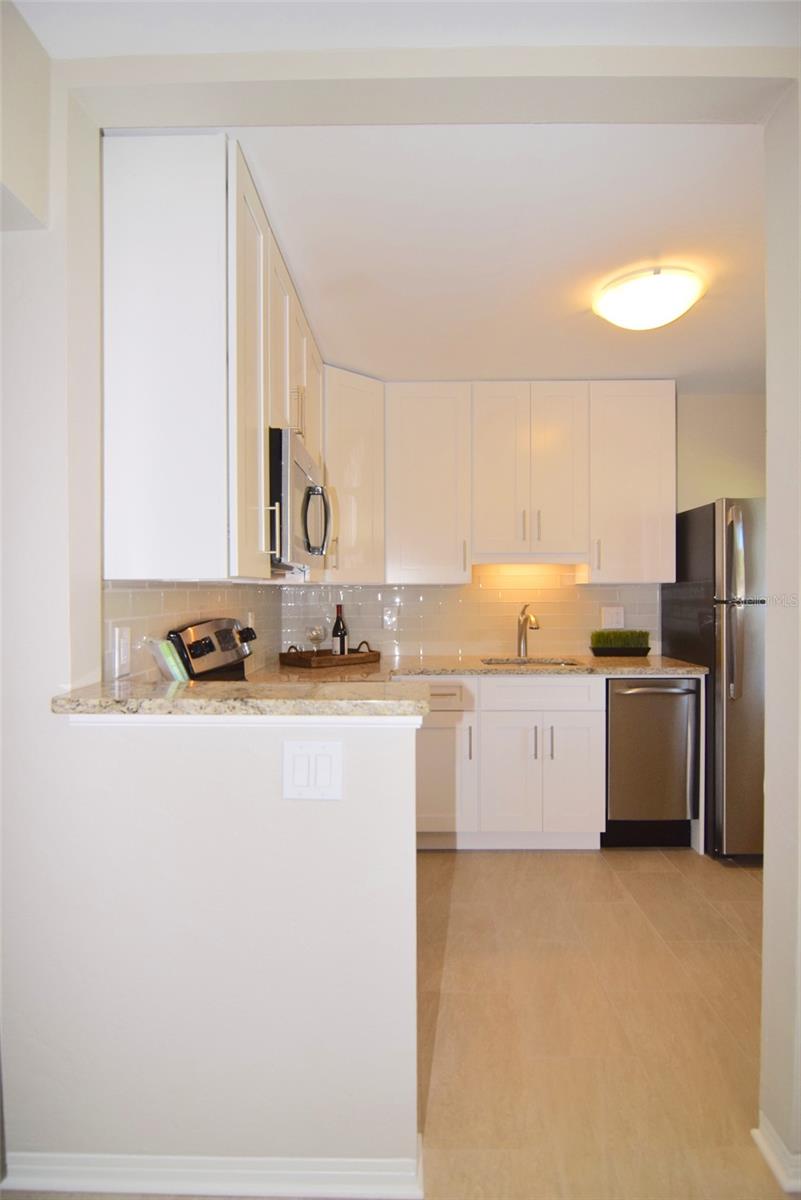 606 12TH AVE NE #2, ST PETERSBURG, FL, 33701