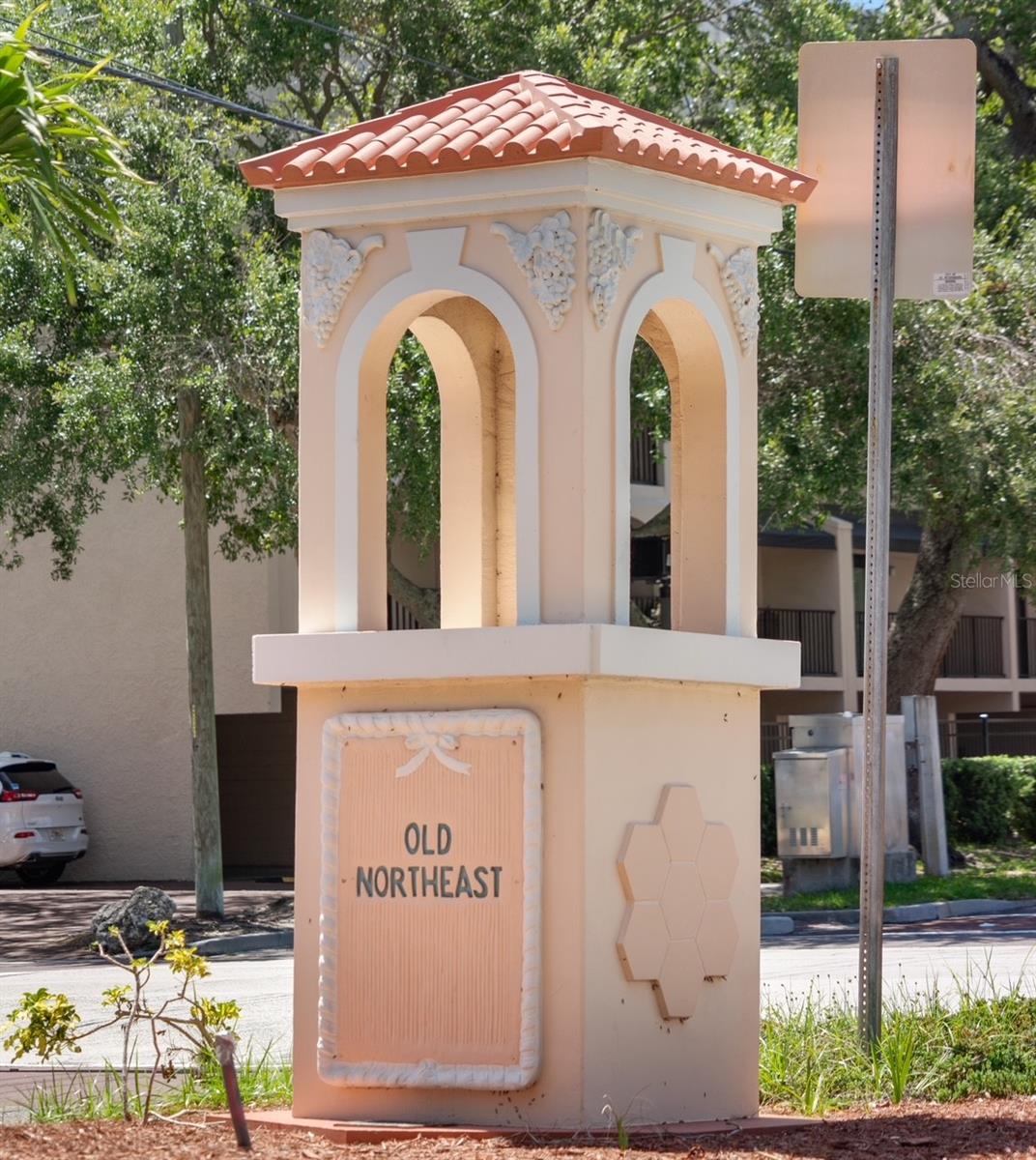 606 12TH AVE NE #2, ST PETERSBURG, FL, 33701