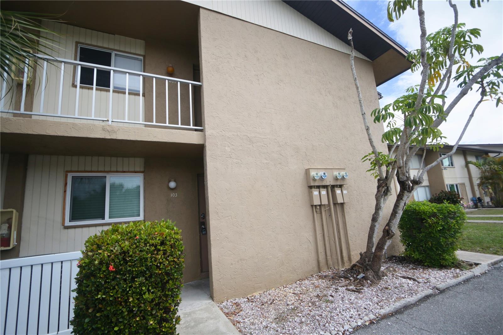 2938 CLARK RD #103, SARASOTA, FL, 34231