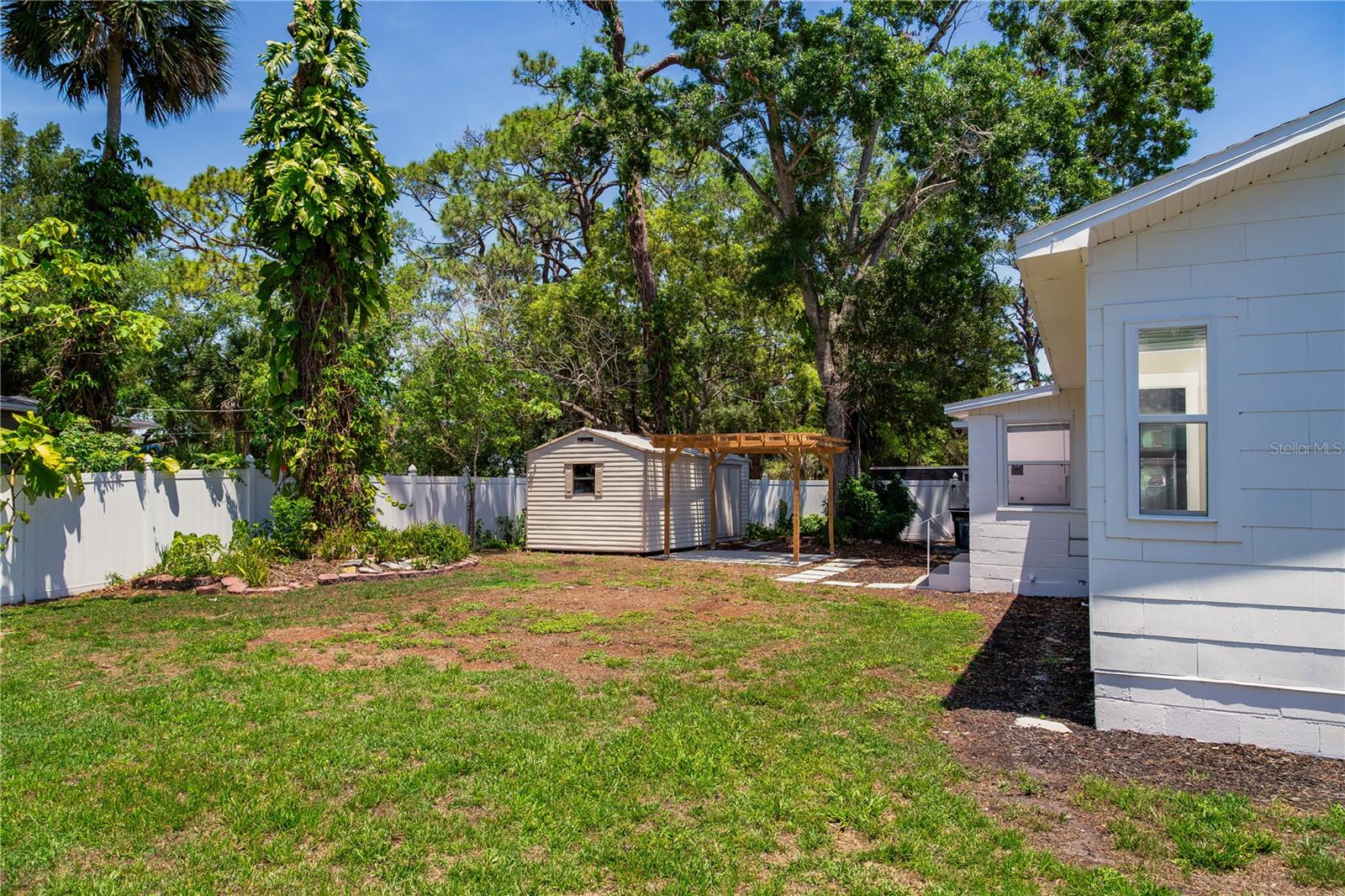 1208 INDIAN RIVER AVE, TITUSVILLE, FL, 32780