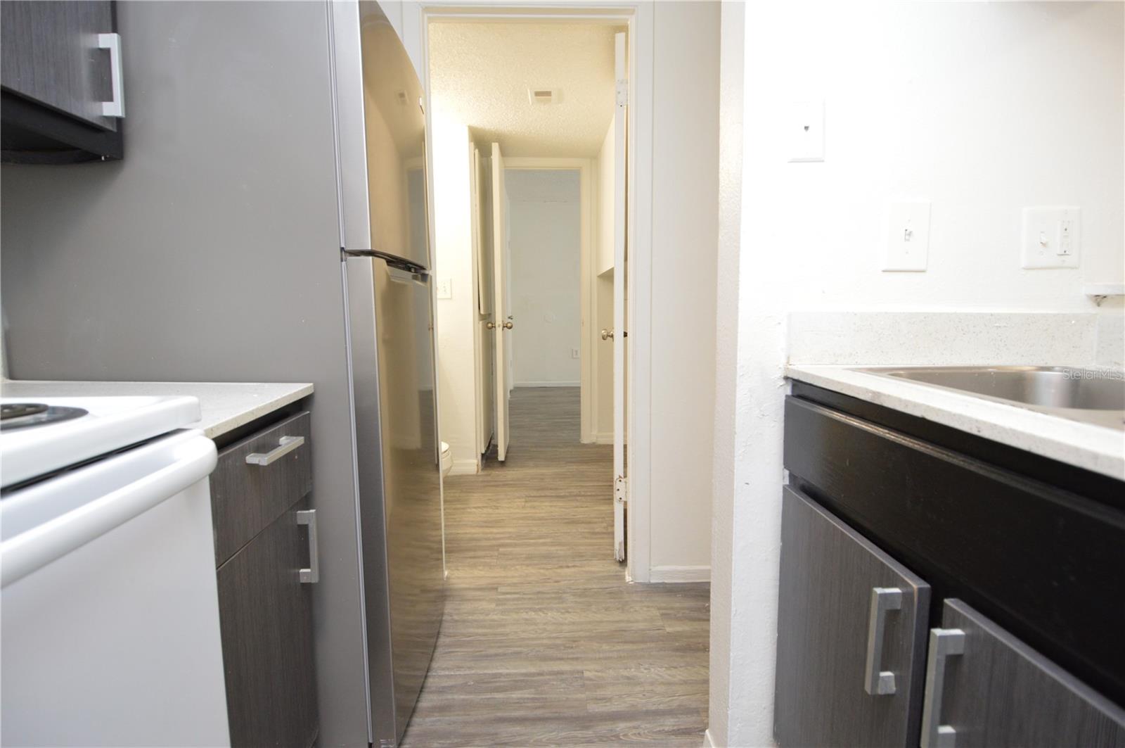 5006 MORRO MANOR DR #305, TAMPA, FL, 33617