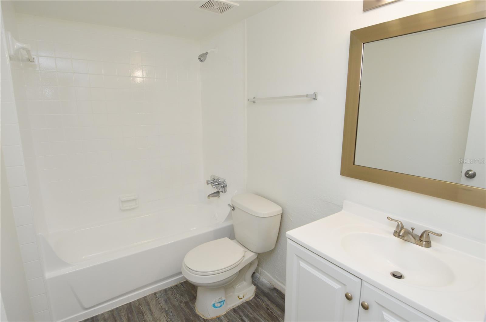 5006 MORRO MANOR DR #305, TAMPA, FL, 33617