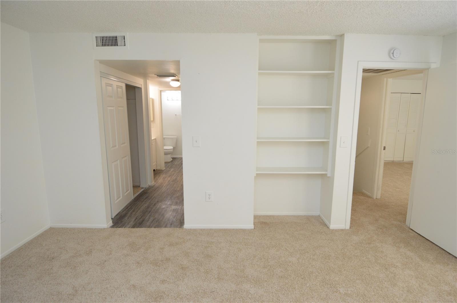 5006 MORRO MANOR DR #305, TAMPA, FL, 33617