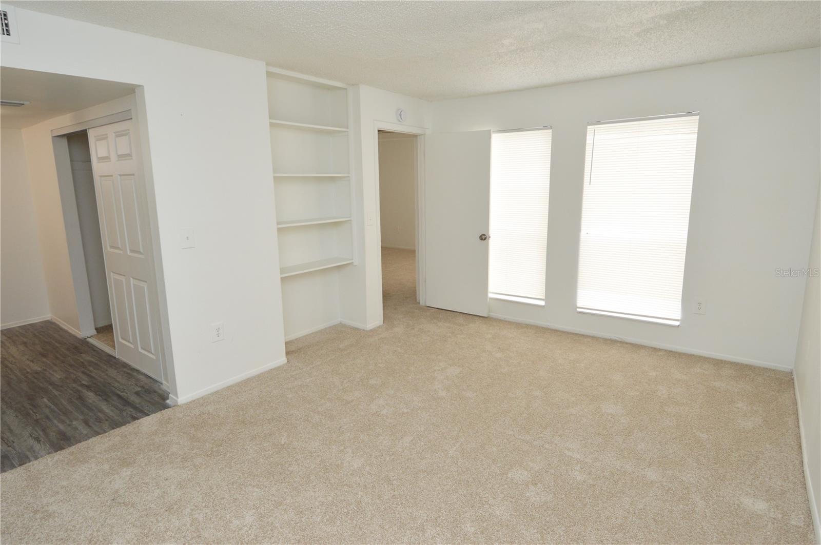 5006 MORRO MANOR DR #305, TAMPA, FL, 33617