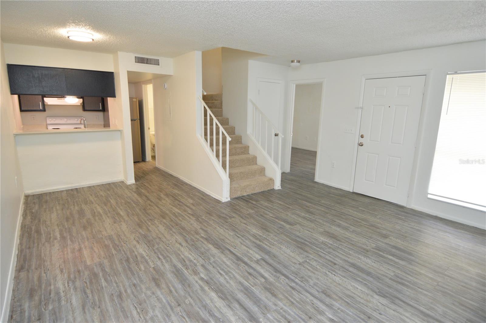 5006 MORRO MANOR DR #305, TAMPA, FL, 33617