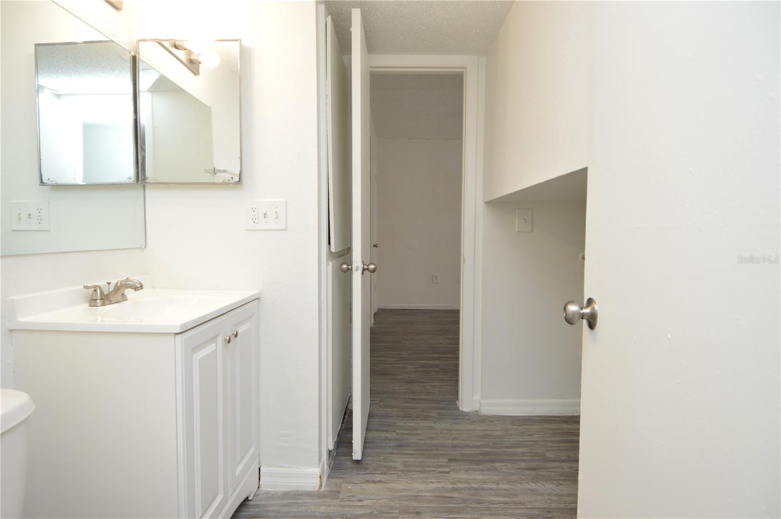 5006 MORRO MANOR DR #305, TAMPA, FL, 33617