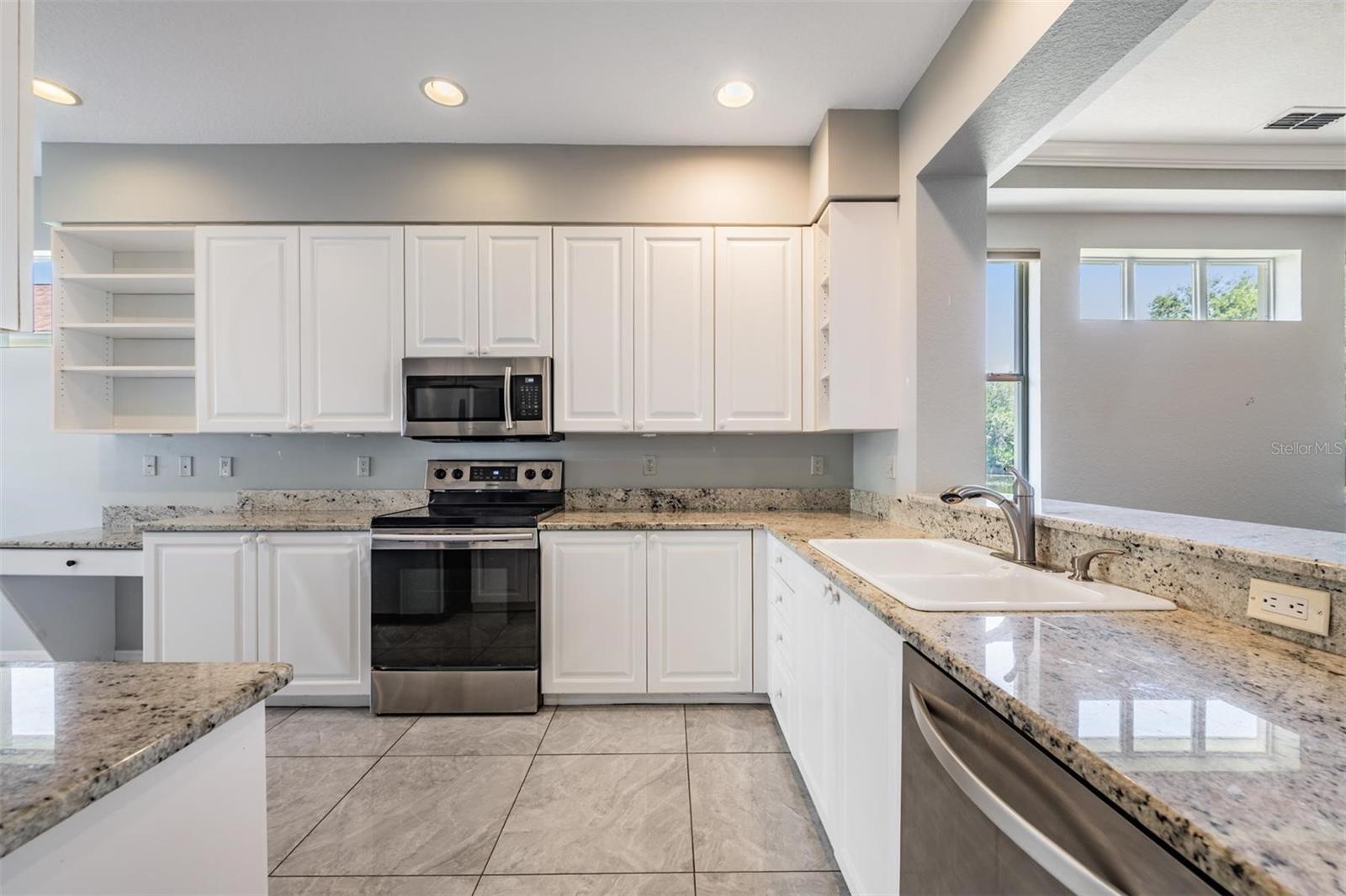 12752 ASTON CREEK DR, TAMPA, FL, 33626