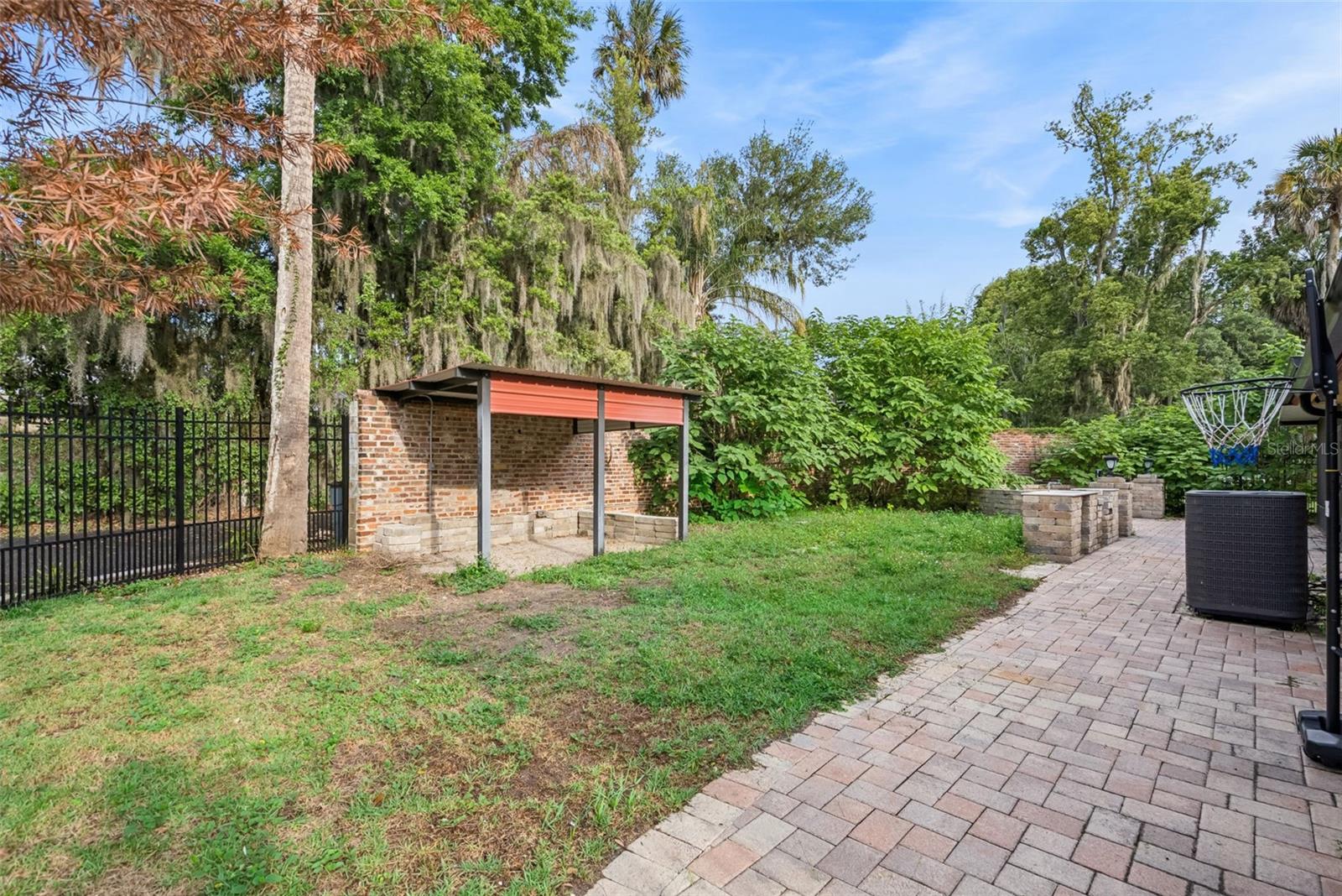 1000 BOYLSTON ST, LEESBURG, FL, 34748