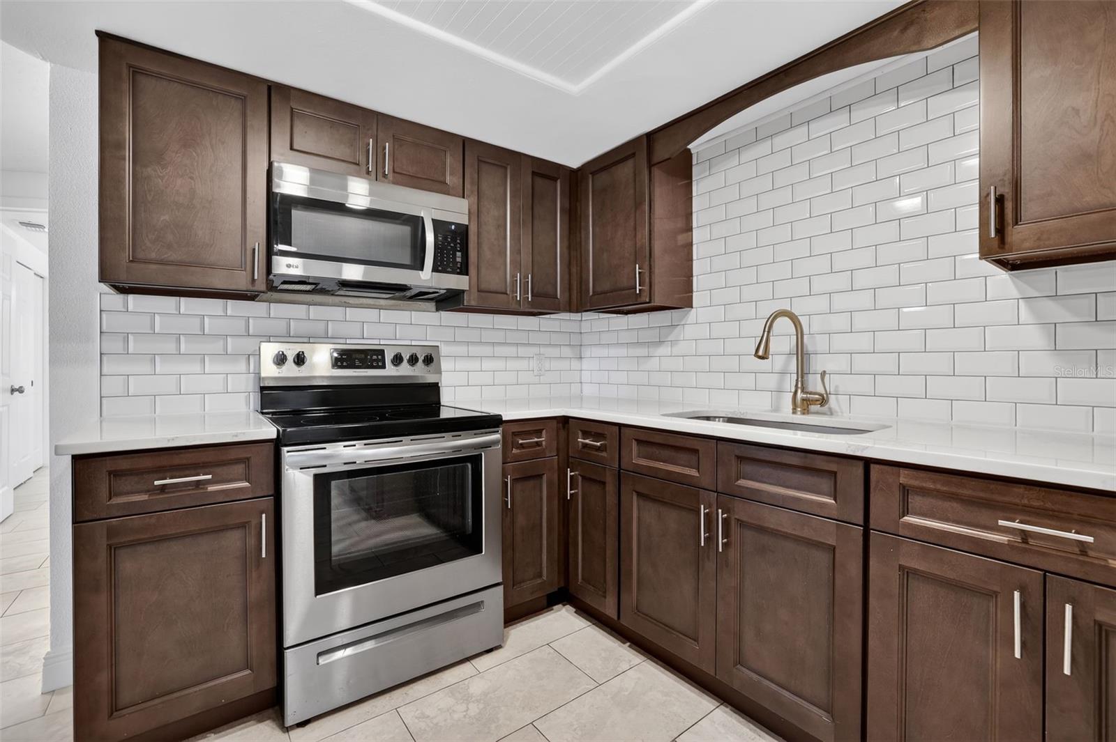 10914 LEEDS RD, PORT RICHEY, FL, 34668