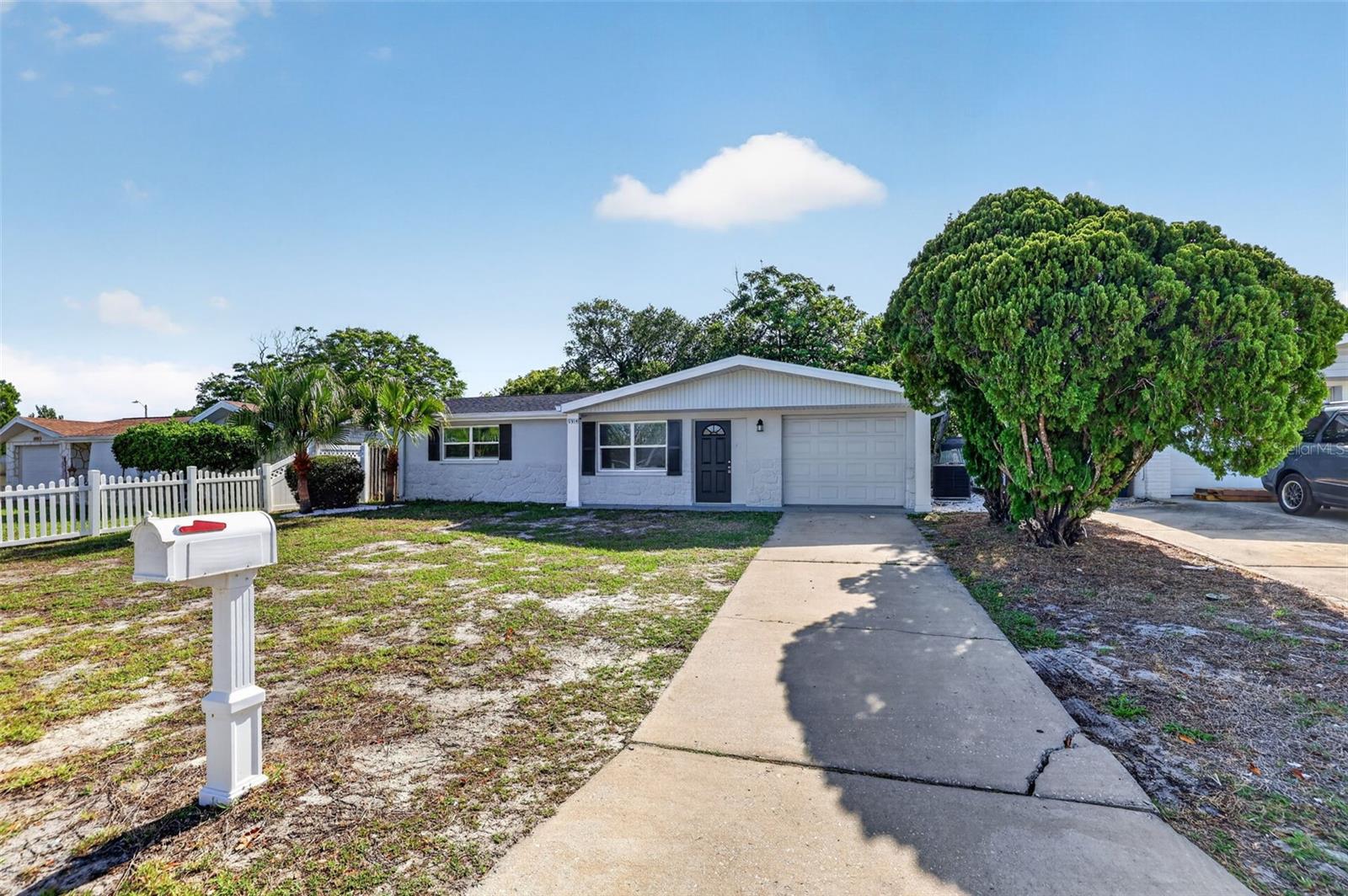 10914 LEEDS RD, PORT RICHEY, FL, 34668