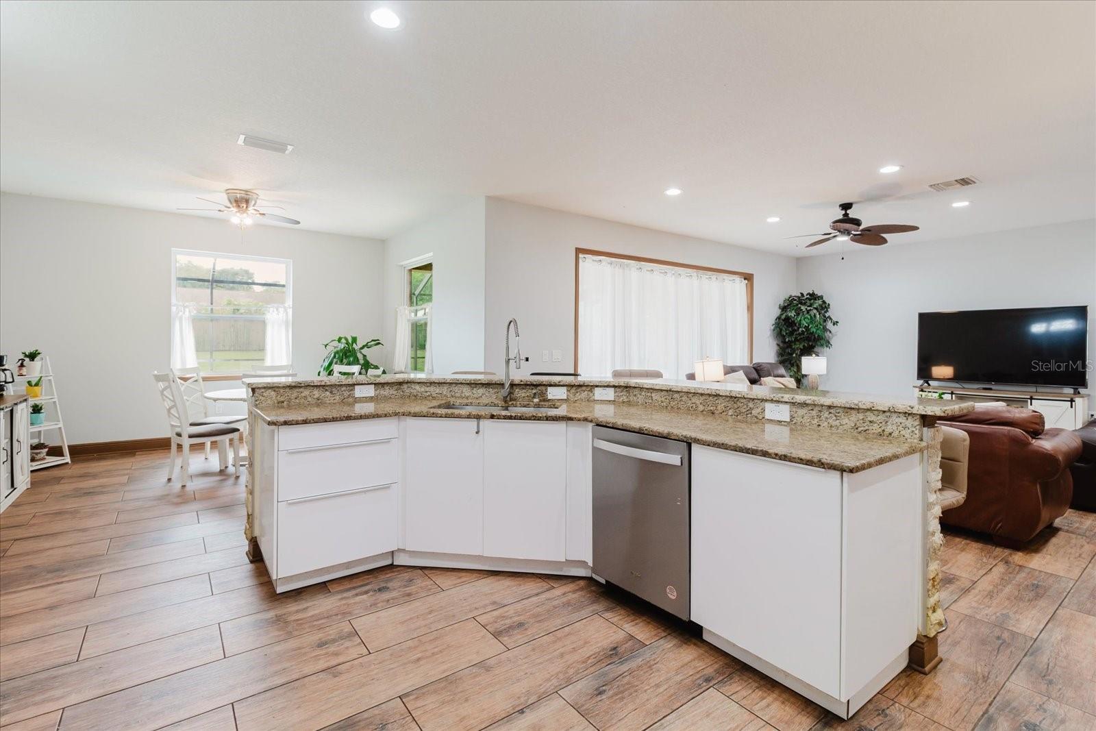 2603 BISMARK DR, VALRICO, FL, 33596