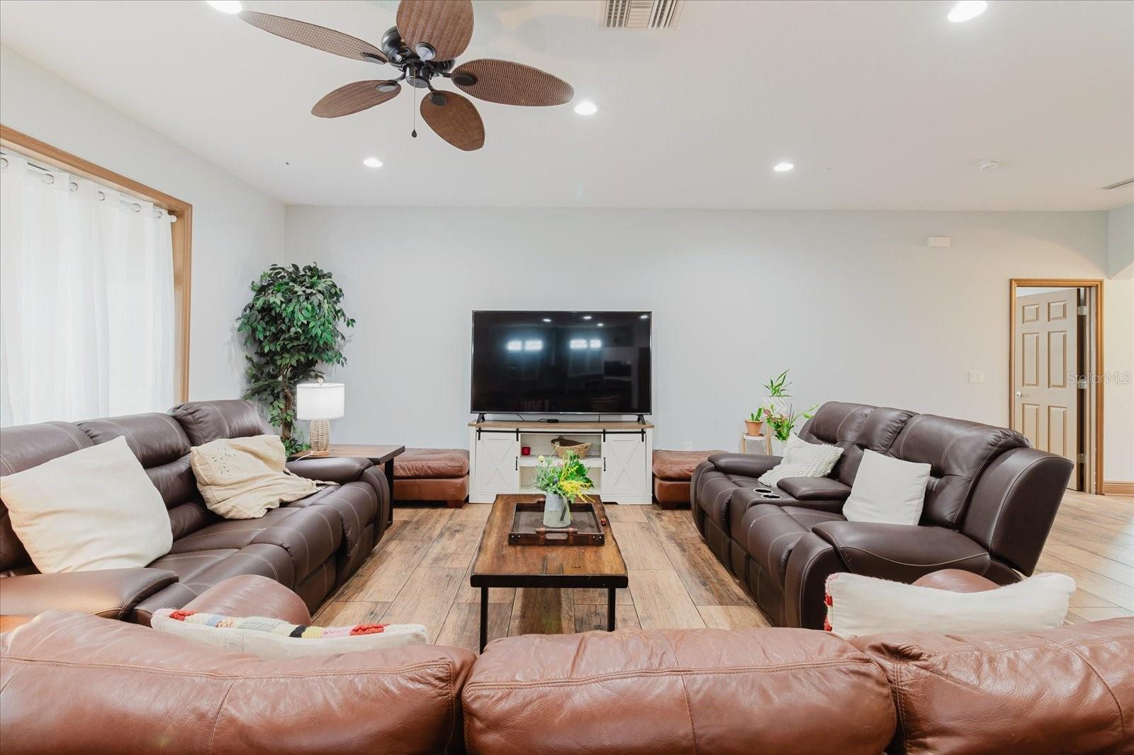 2603 BISMARK DR, VALRICO, FL, 33596