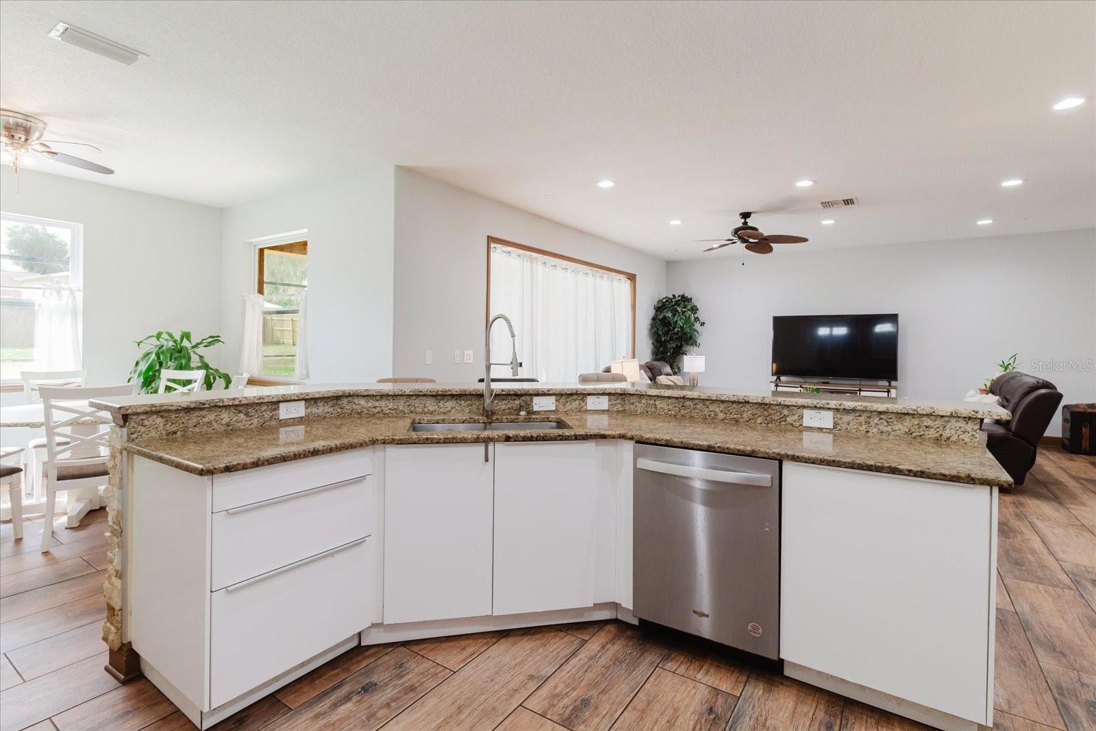 2603 BISMARK DR, VALRICO, FL, 33596