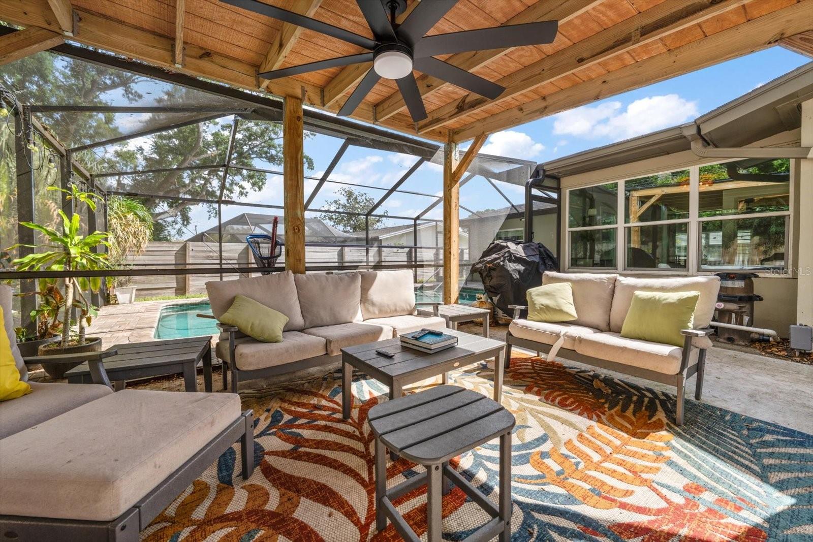 2388 JONES DR, DUNEDIN, FL, 34698