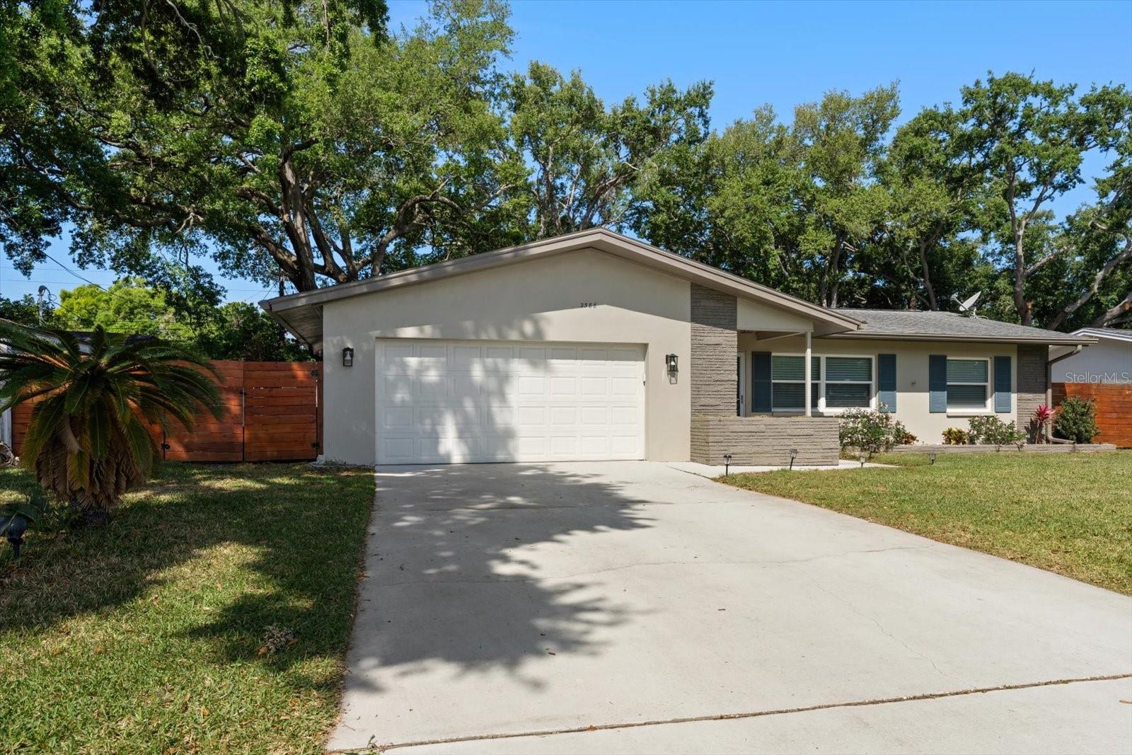 2388 JONES DR, DUNEDIN, FL, 34698