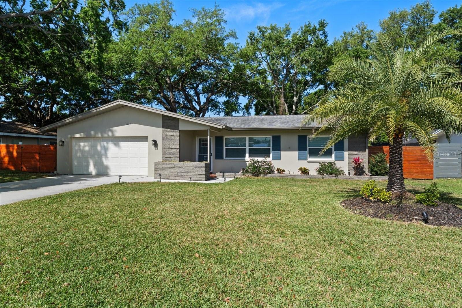 2388 JONES DR, DUNEDIN, FL, 34698