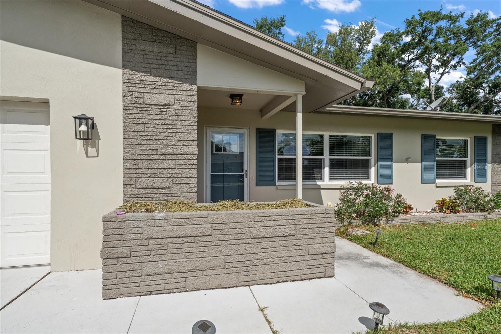 2388 JONES DR, DUNEDIN, FL, 34698