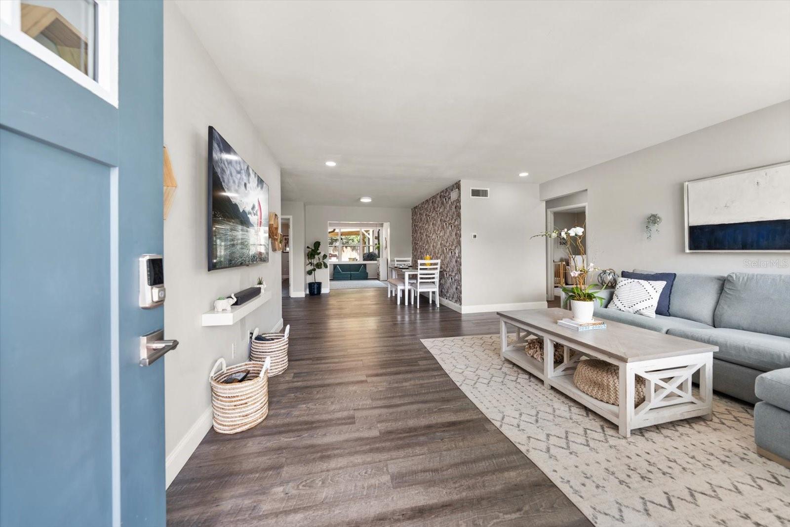 2388 JONES DR, DUNEDIN, FL, 34698