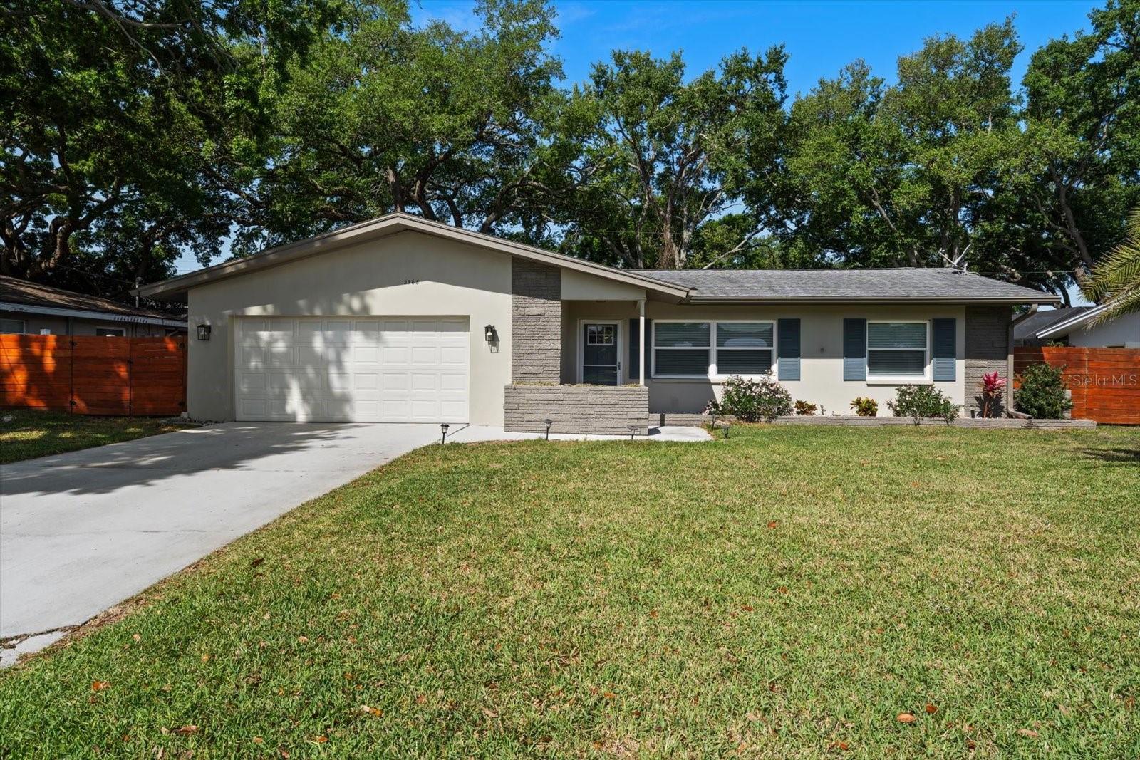 2388 JONES DR, DUNEDIN, FL, 34698