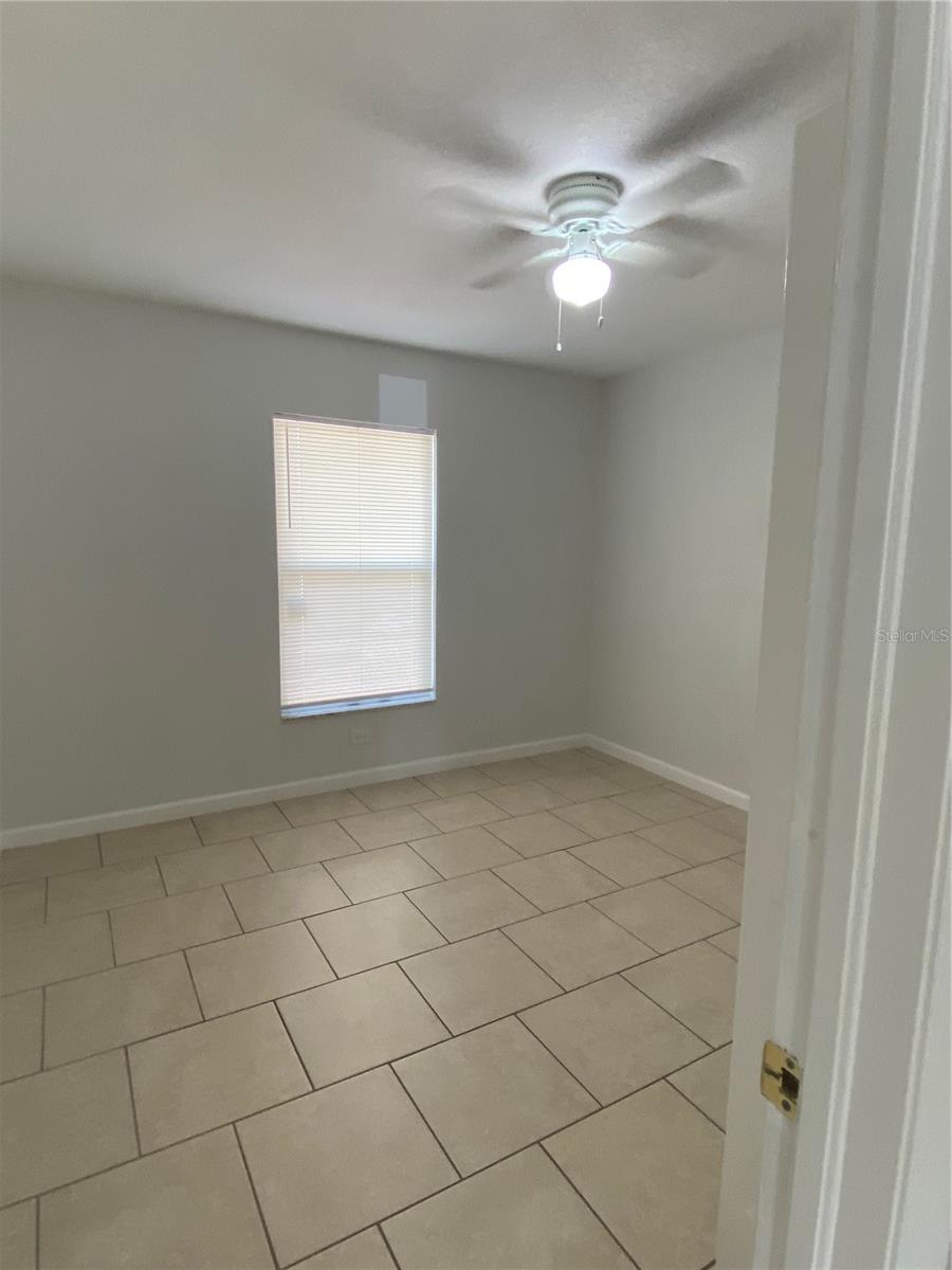 10020 N CONNECHUSETT RD, TAMPA, FL, 33617