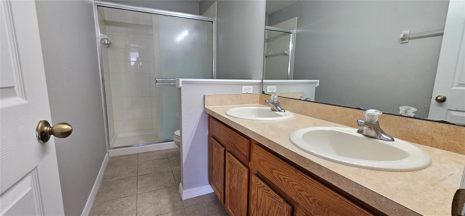 776 CRESTING OAK CIR #70, ORLANDO, FL, 32824