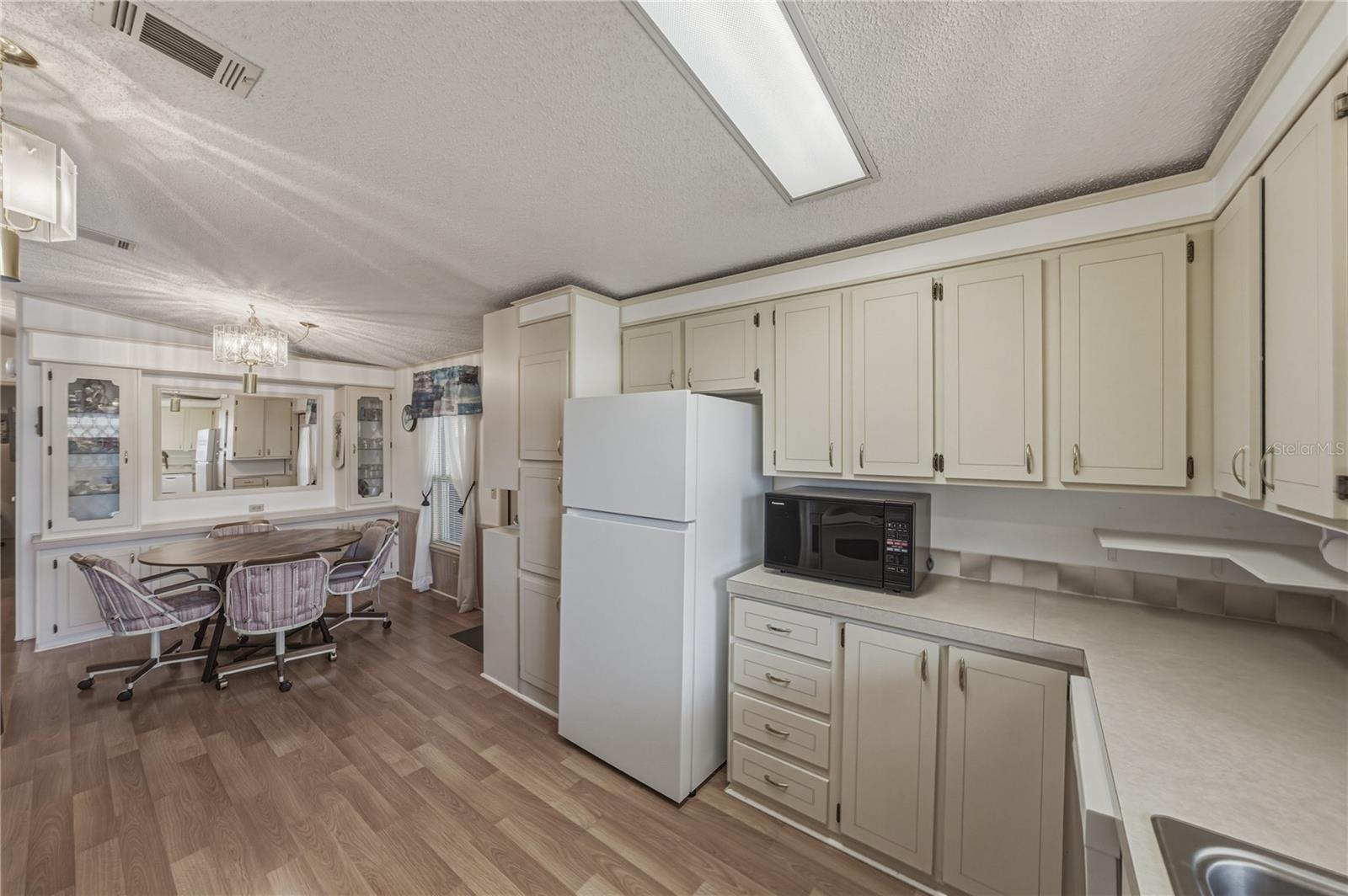 35116 COLONY HILLS DR, ZEPHYRHILLS, FL, 33541