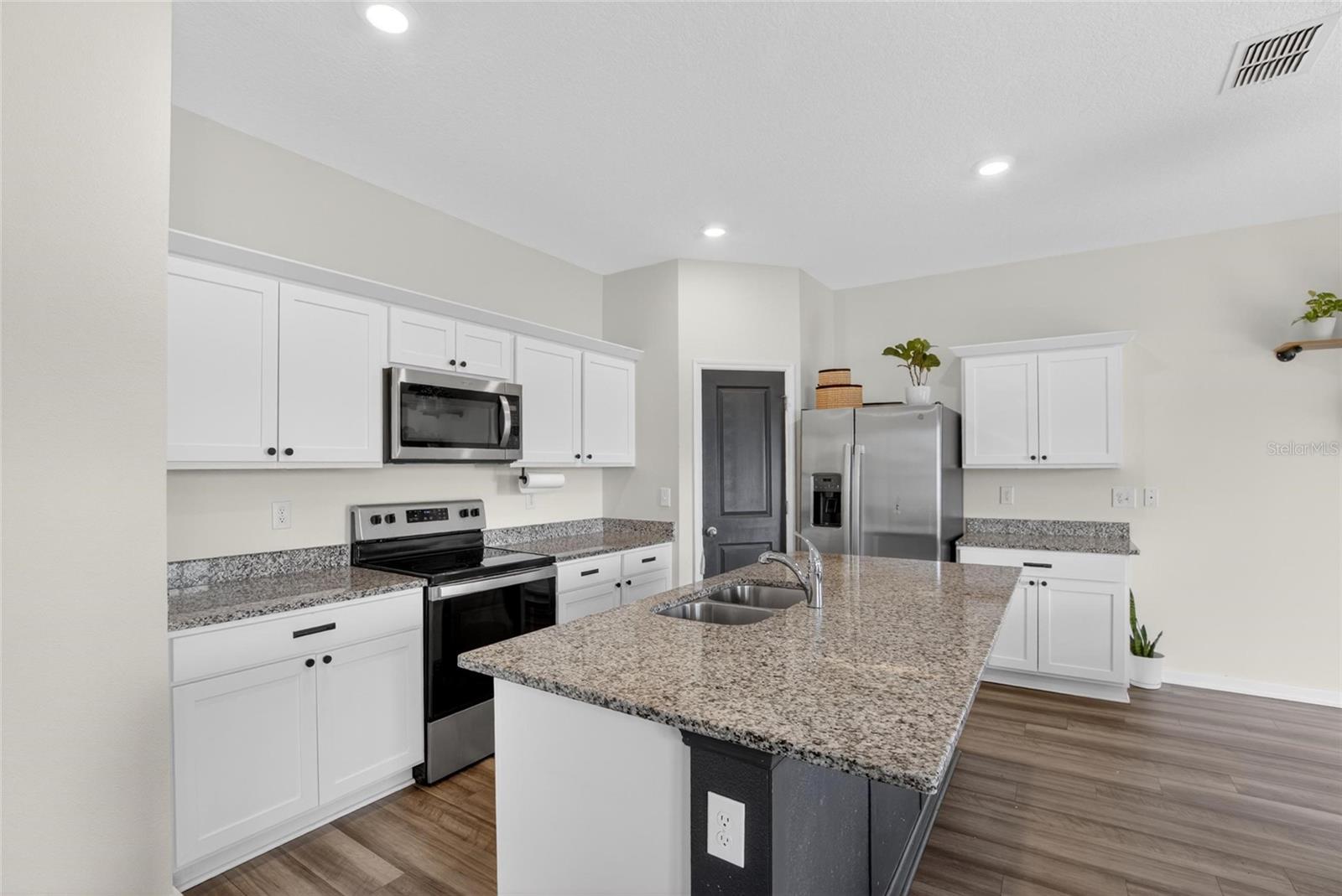 1044 KELLY FERN LOOP, RUSKIN, FL, 33570