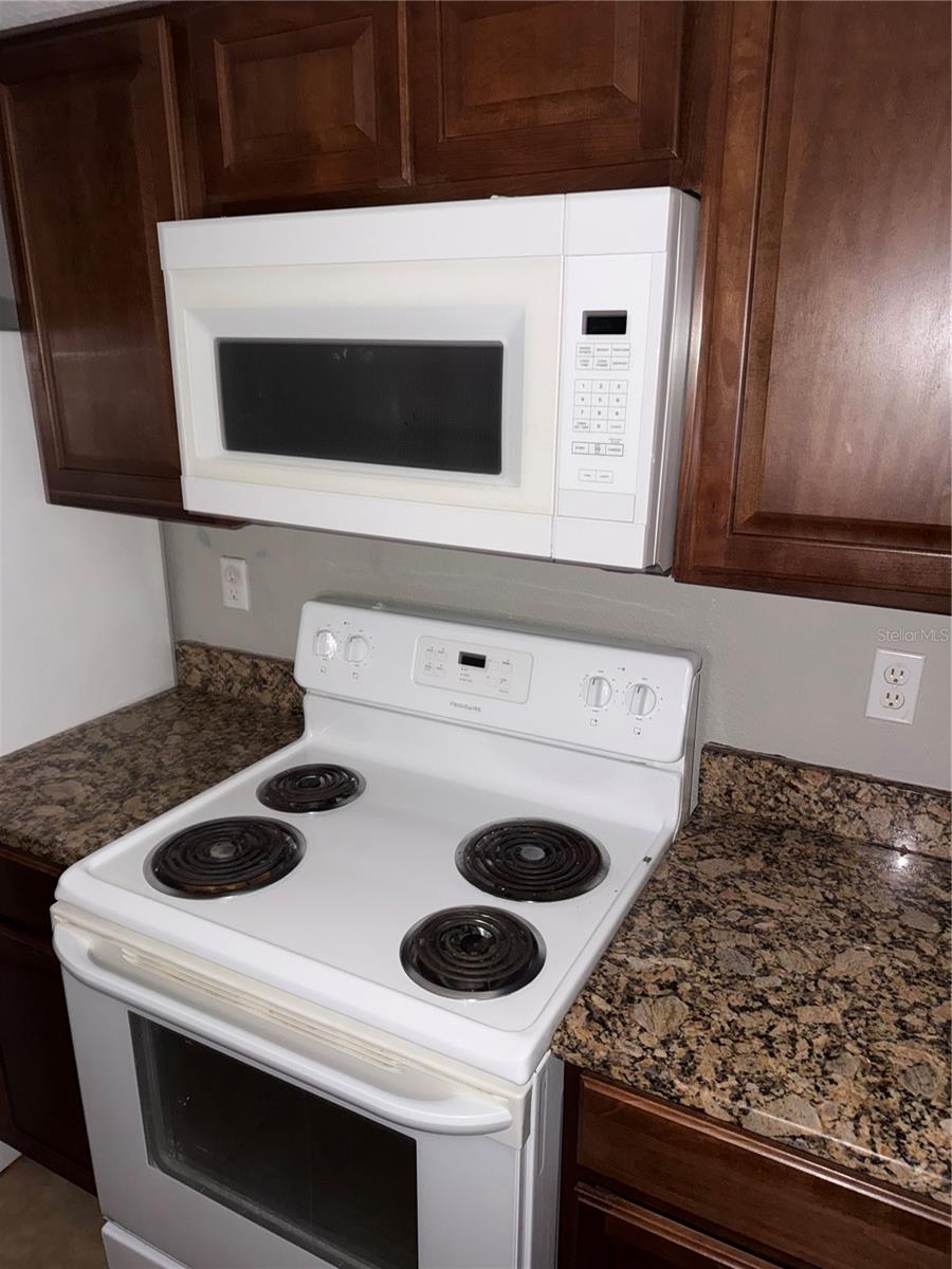 900 LAKE DESTINY RD #B, ALTAMONTE SPRINGS, FL, 32714