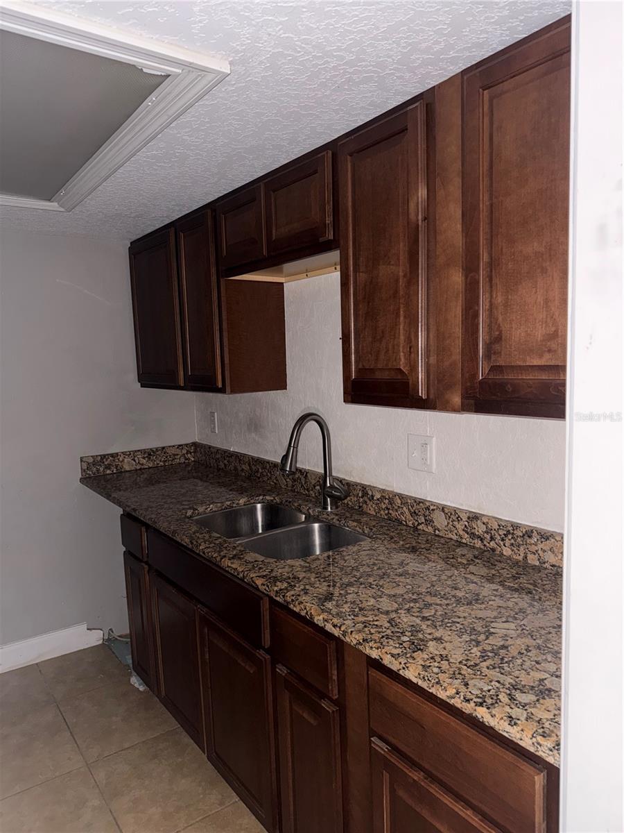 900 LAKE DESTINY RD #B, ALTAMONTE SPRINGS, FL, 32714