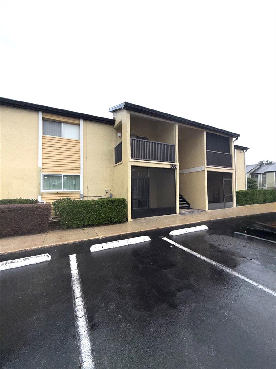 900 LAKE DESTINY RD #B, ALTAMONTE SPRINGS, FL, 32714