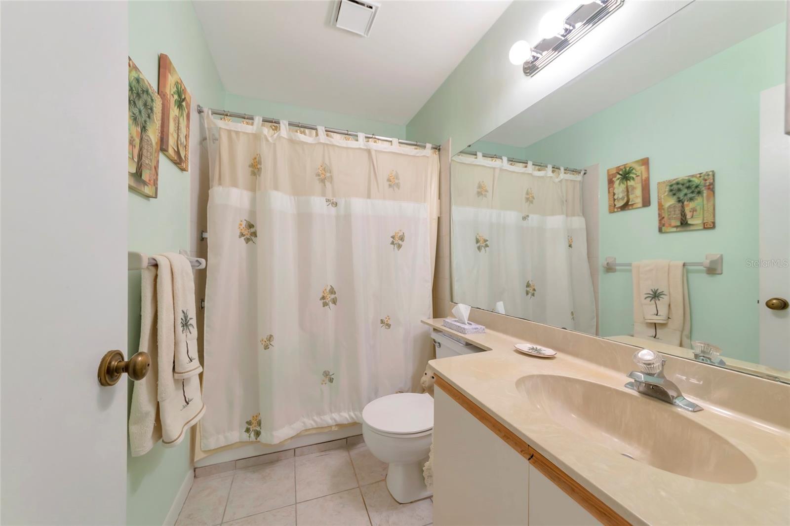 4425 45TH AVE W #202, BRADENTON, FL, 34210