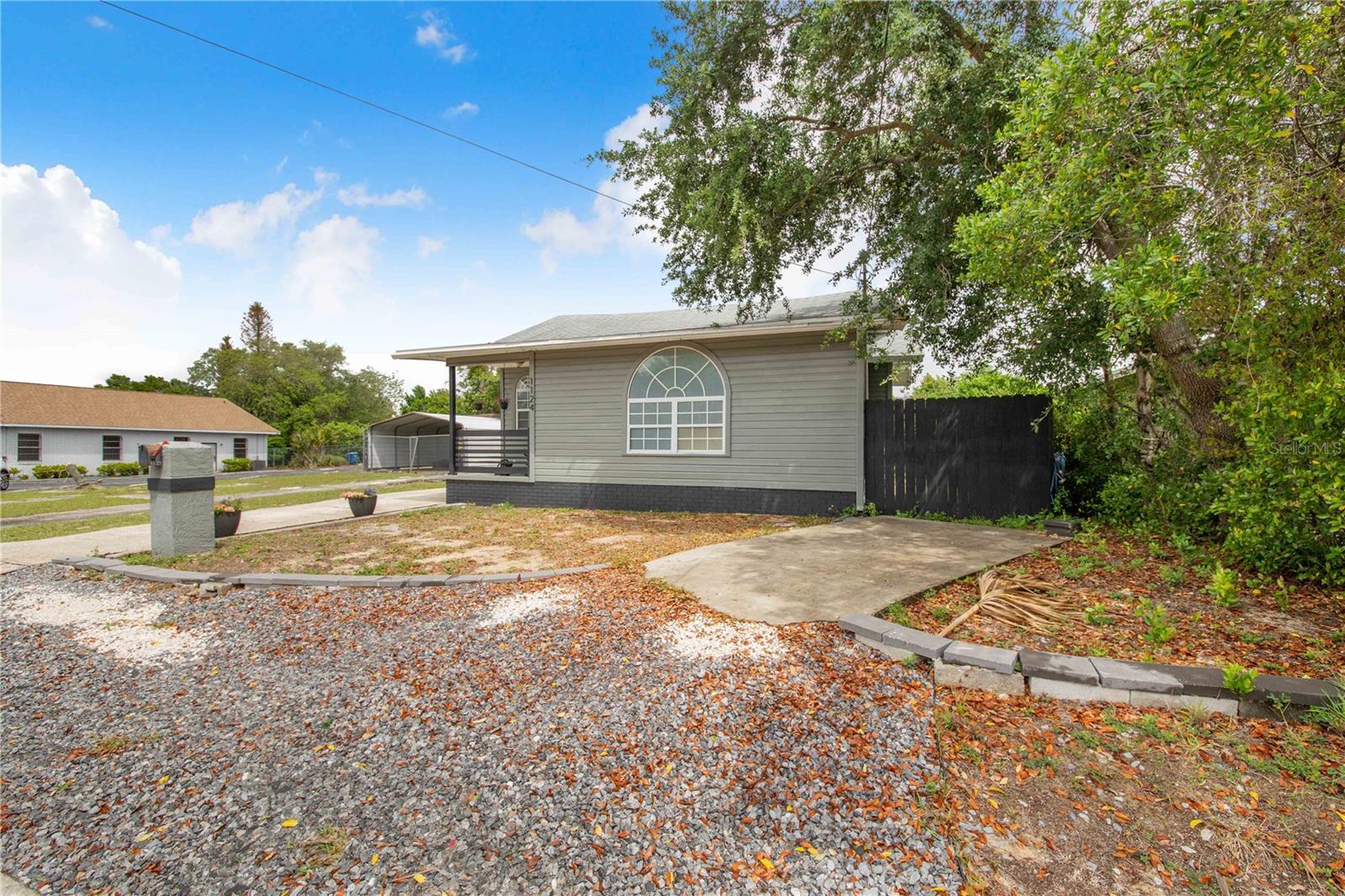 1124 AVENUE F, HAINES CITY, FL, 33844