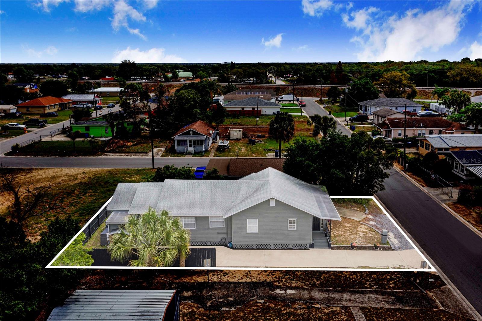 1124 AVENUE F, HAINES CITY, FL, 33844