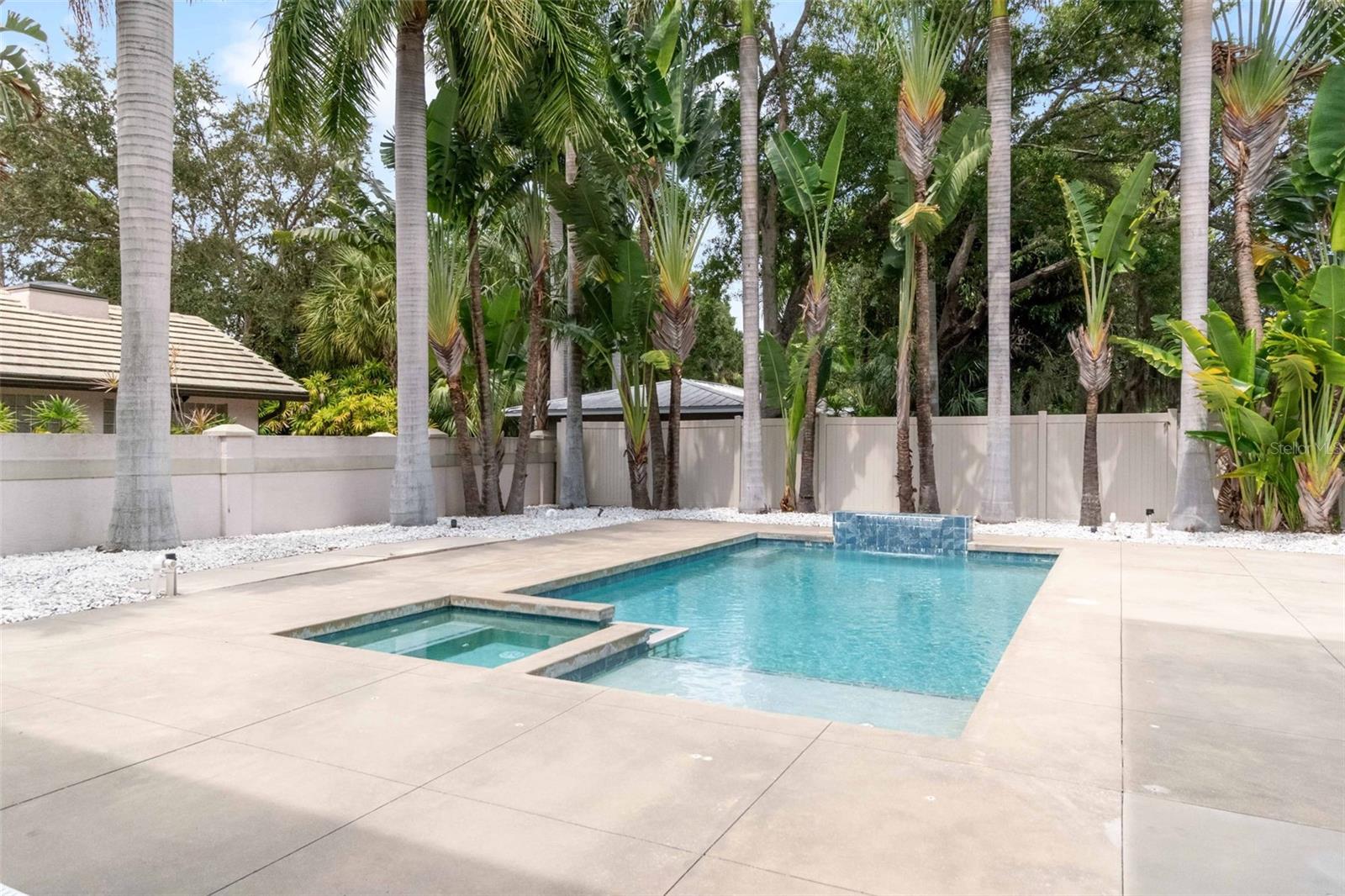 1751 HAWTHORNE ST, SARASOTA, FL, 34239