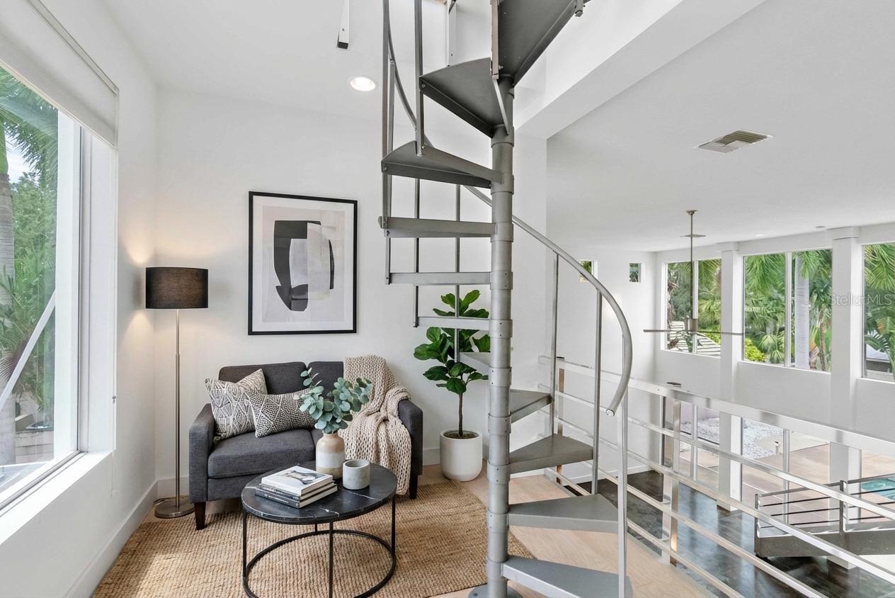 1751 HAWTHORNE ST, SARASOTA, FL, 34239