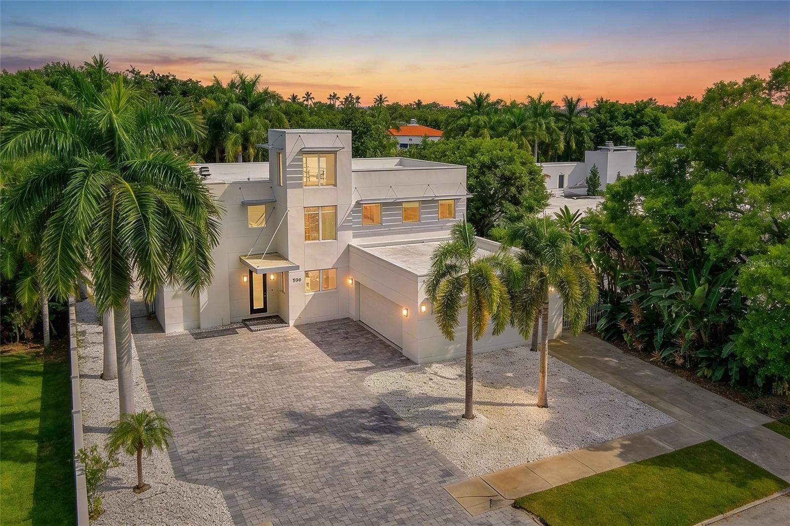 1751 HAWTHORNE ST, SARASOTA, FL, 34239