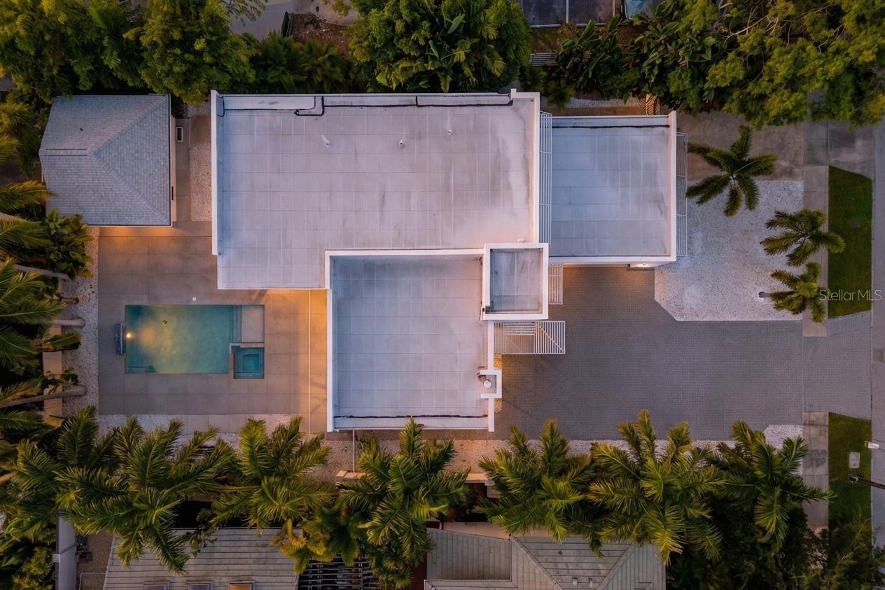 1751 HAWTHORNE ST, SARASOTA, FL, 34239