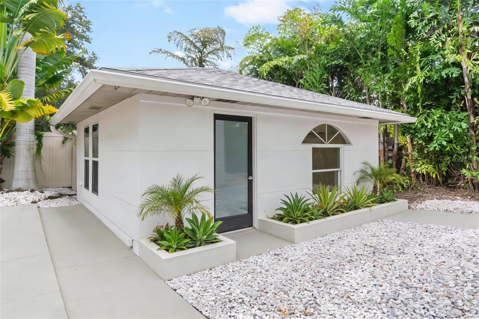 1751 HAWTHORNE ST, SARASOTA, FL, 34239