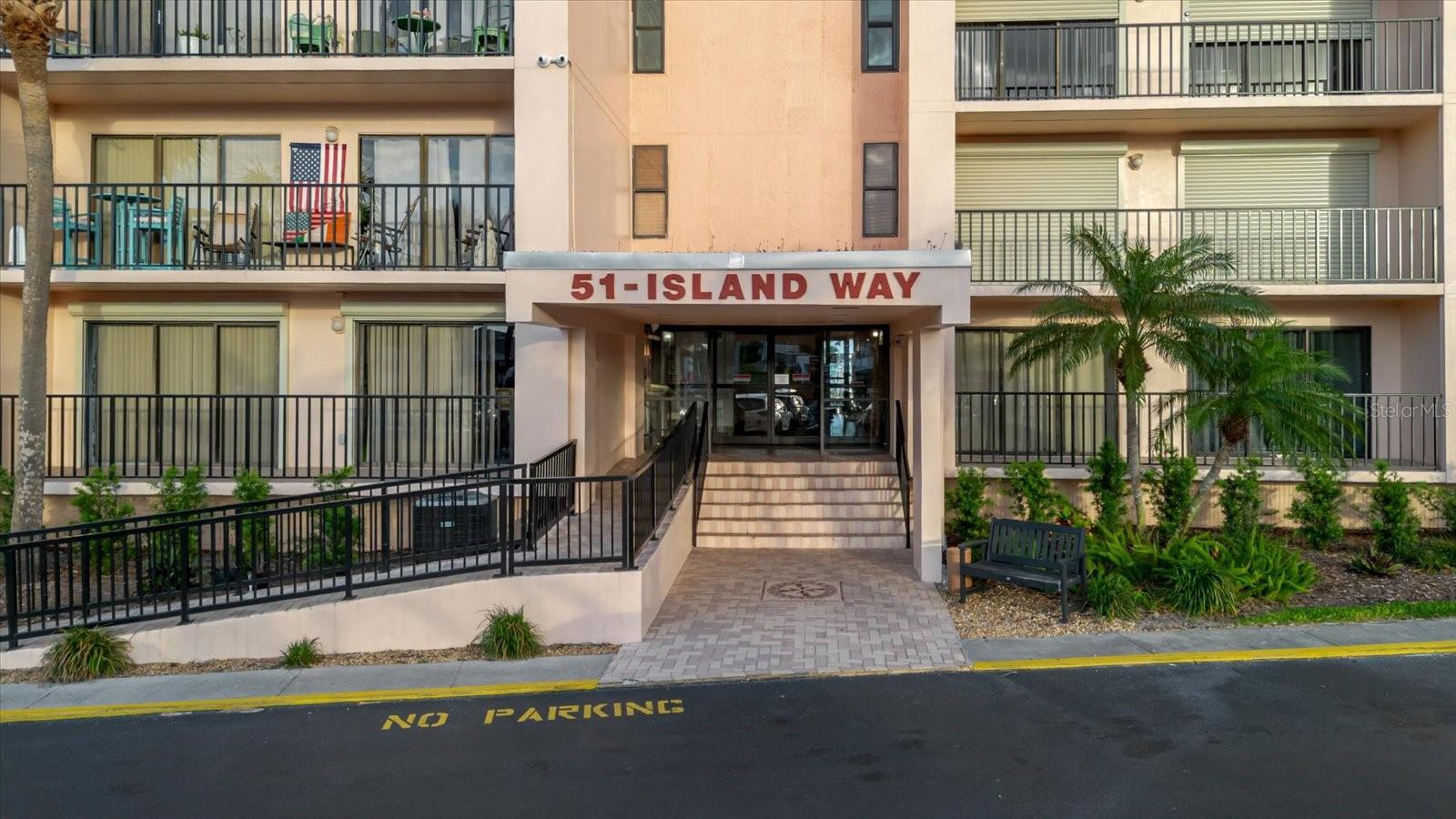 51 ISLAND WAY #801, CLEARWATER BEACH, FL, 33767